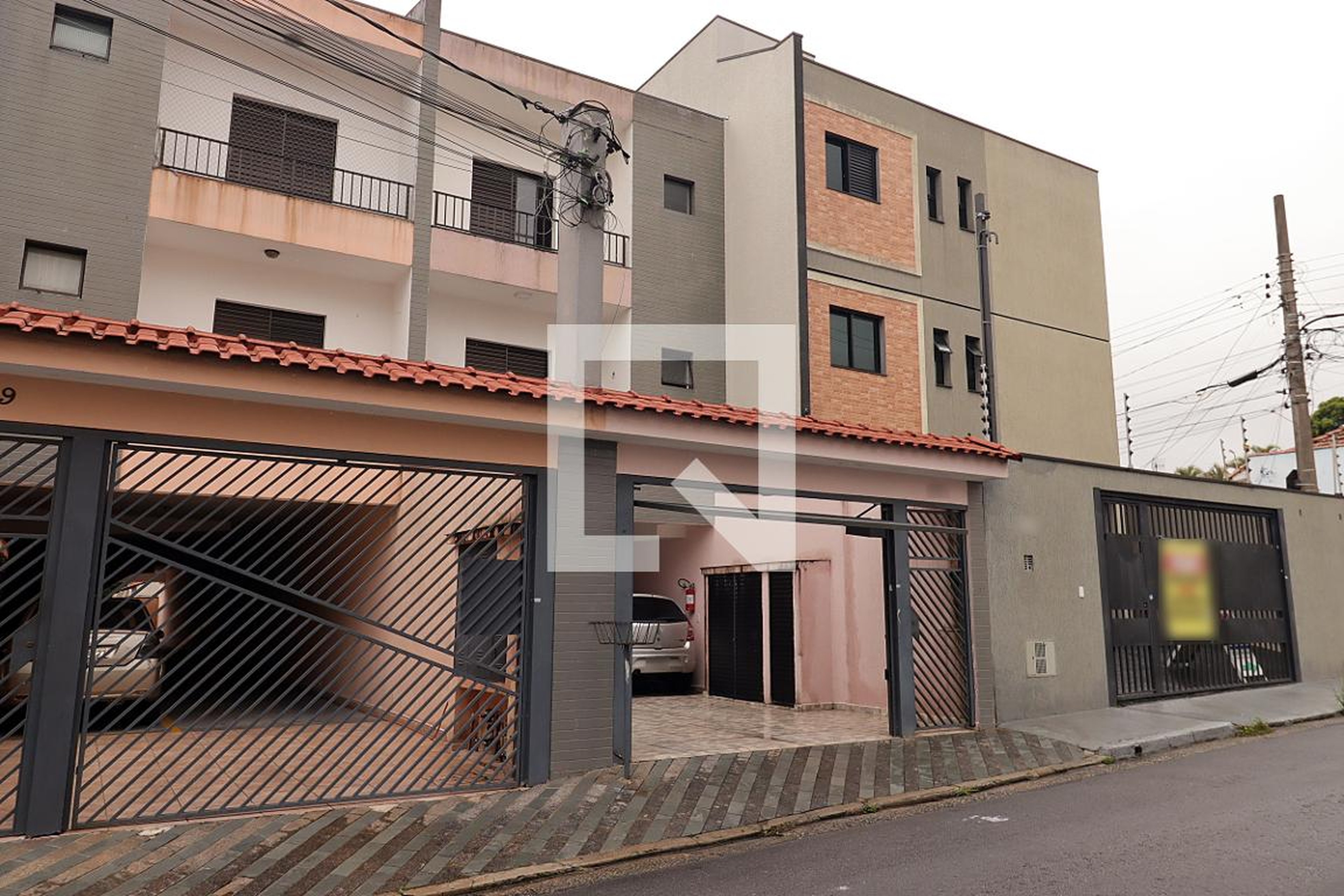 Fachada Condomínio em Rua General Câmara, 143