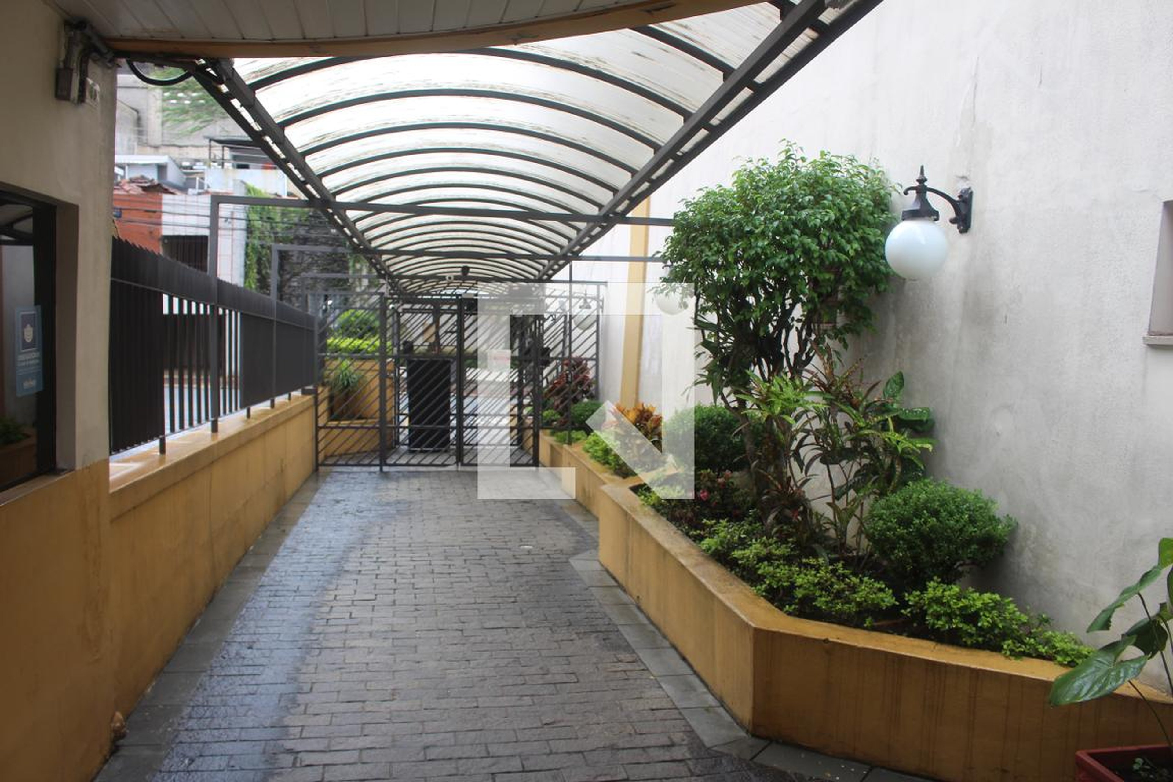 Área comum - Edifício Alexandre Meloni e Benedita Rosa Meloni