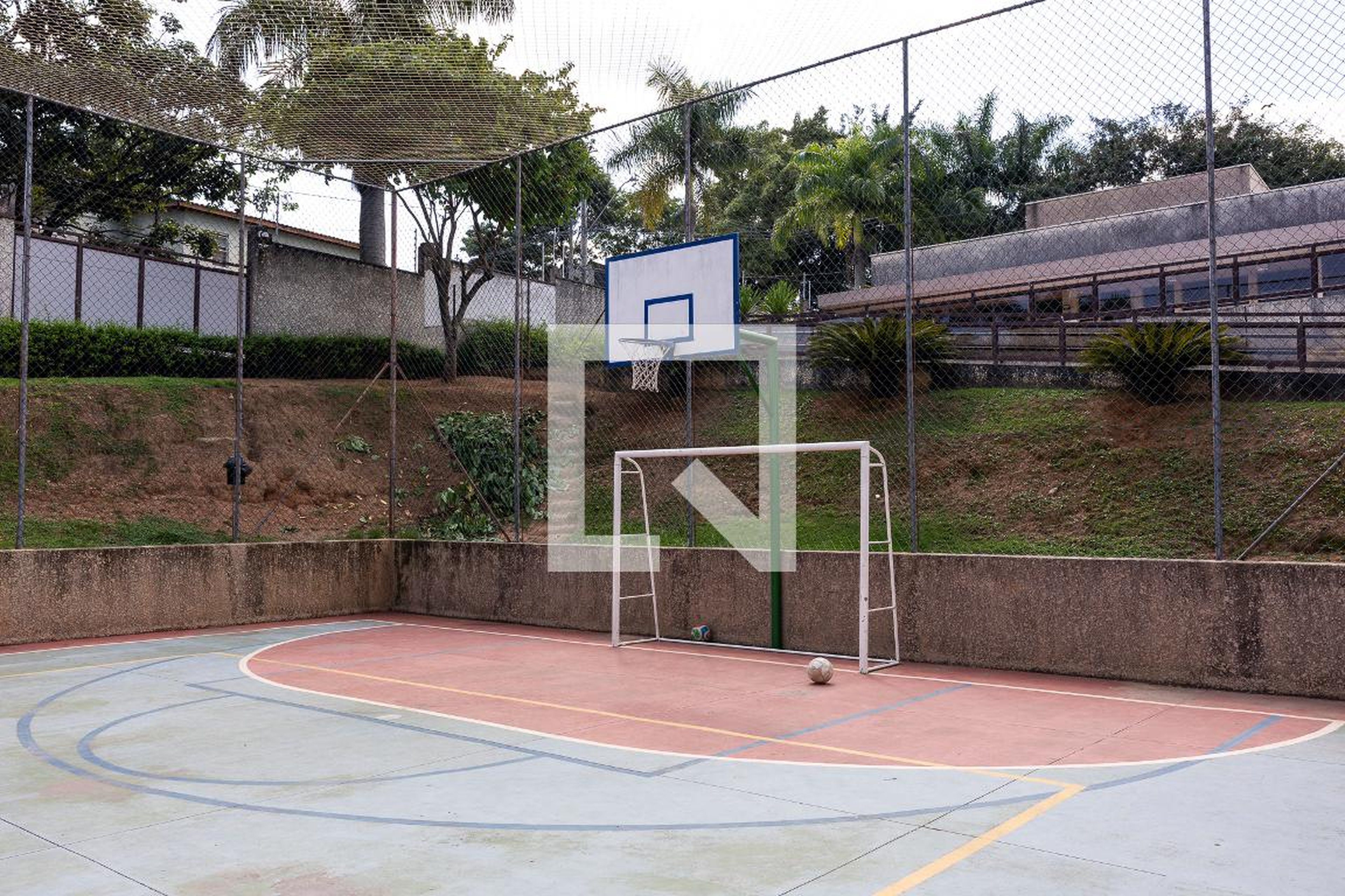 Quadra Esportiva - Paris