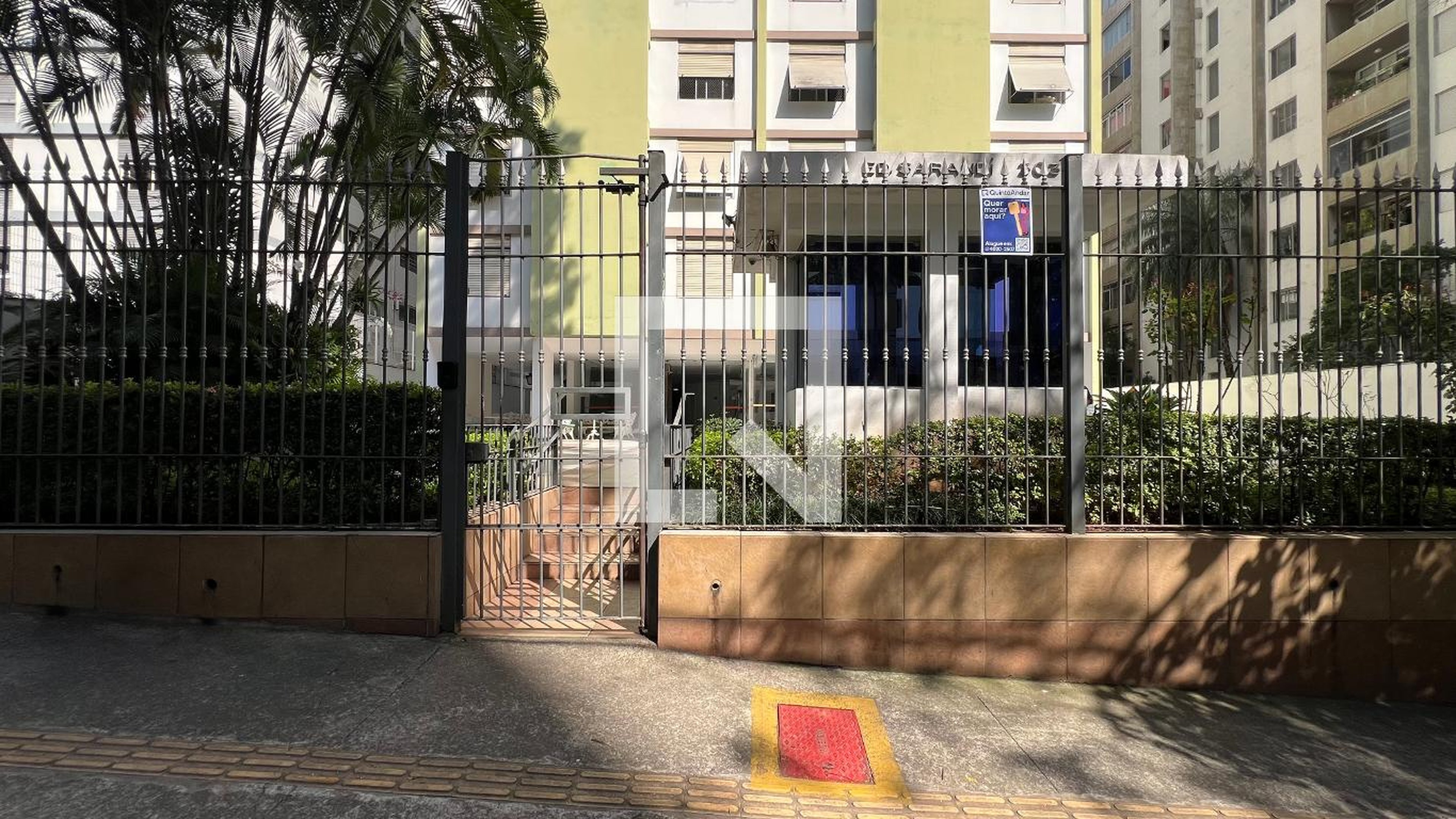 Fachada Condomínio Sarandi