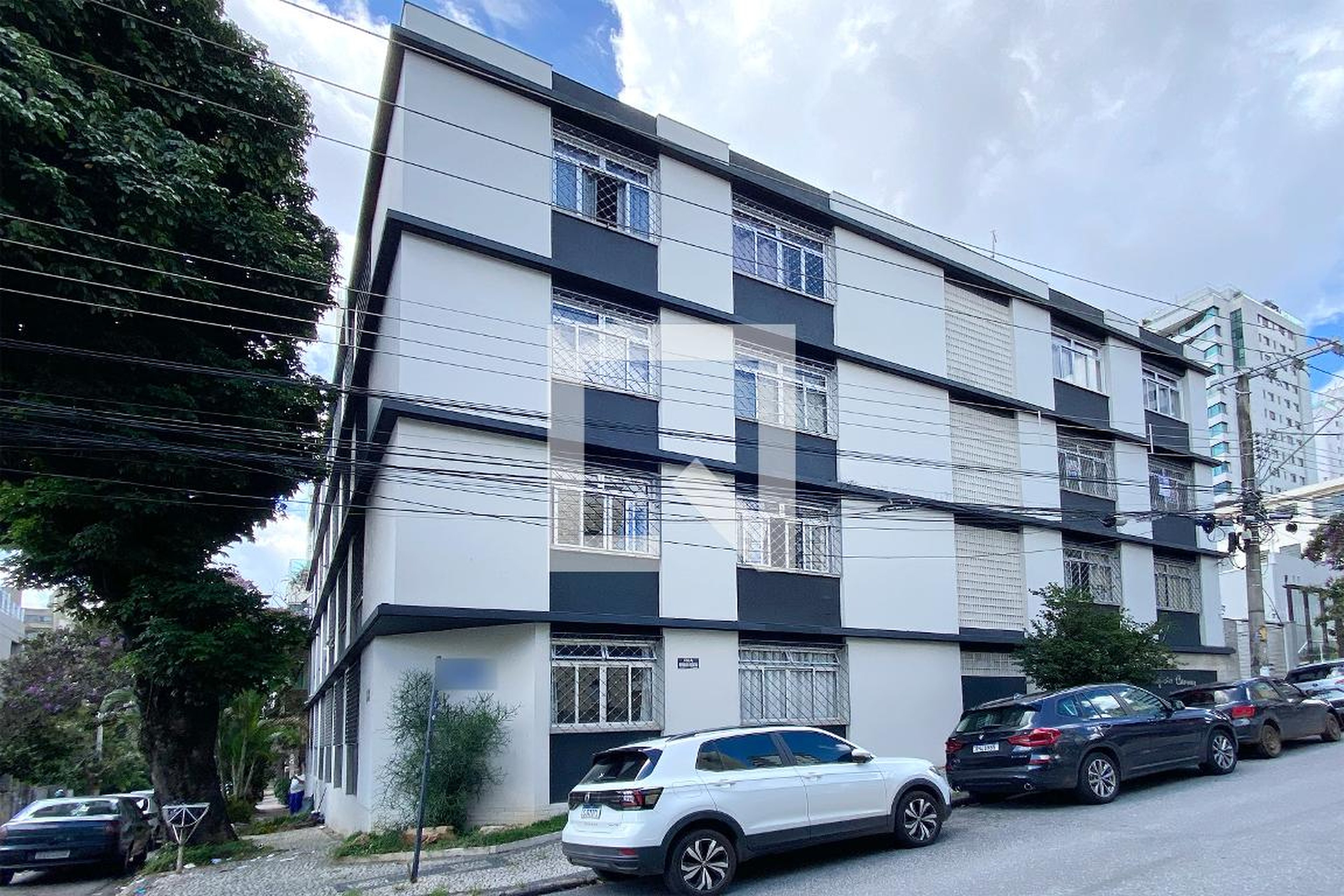 Fachada Condomínio em Rua República Argentina, 475