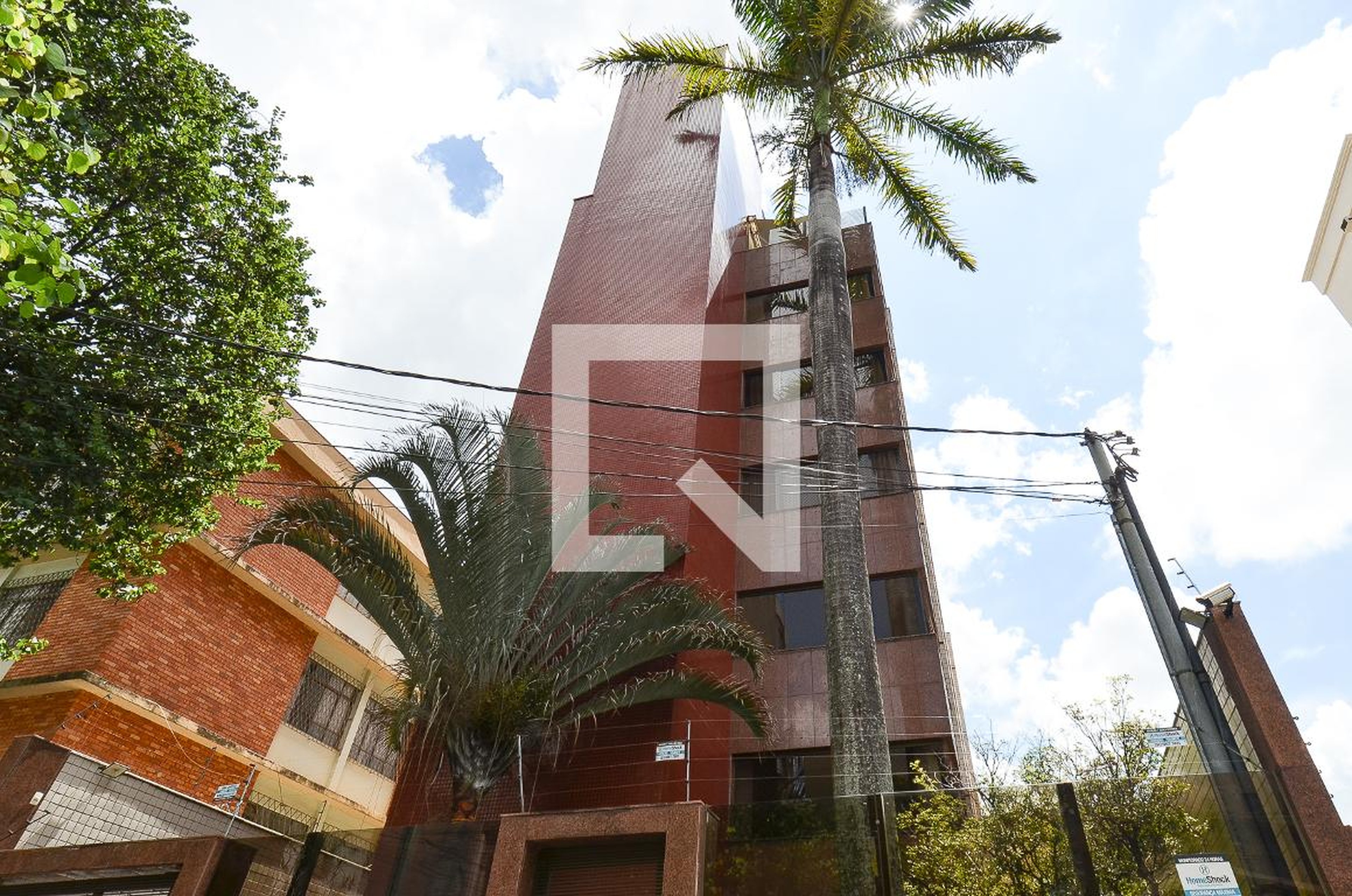 Fachada Condomínio em Rua Muzambinho, 83