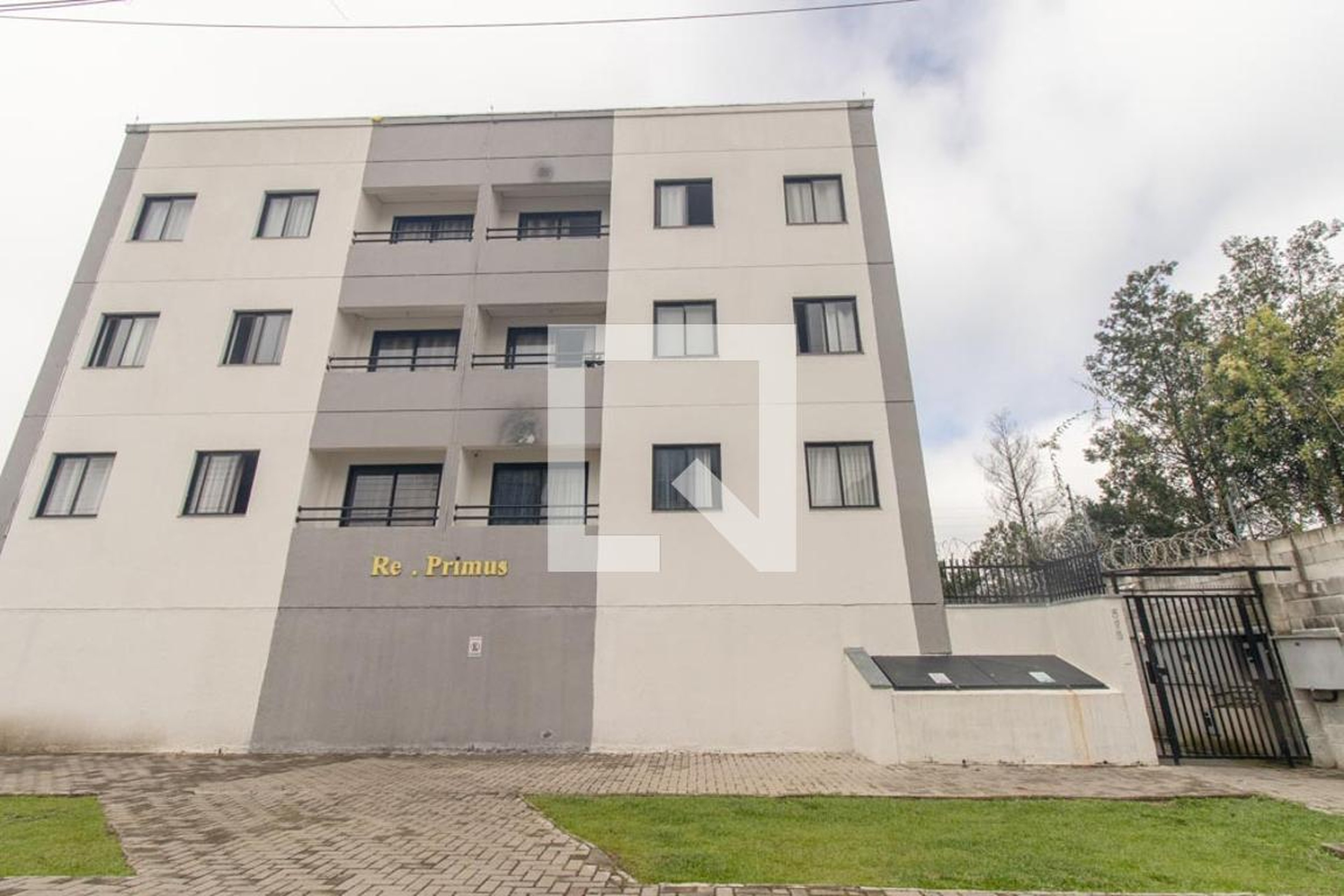 Fachada Condomínio em Rua Graça Aranha, 573