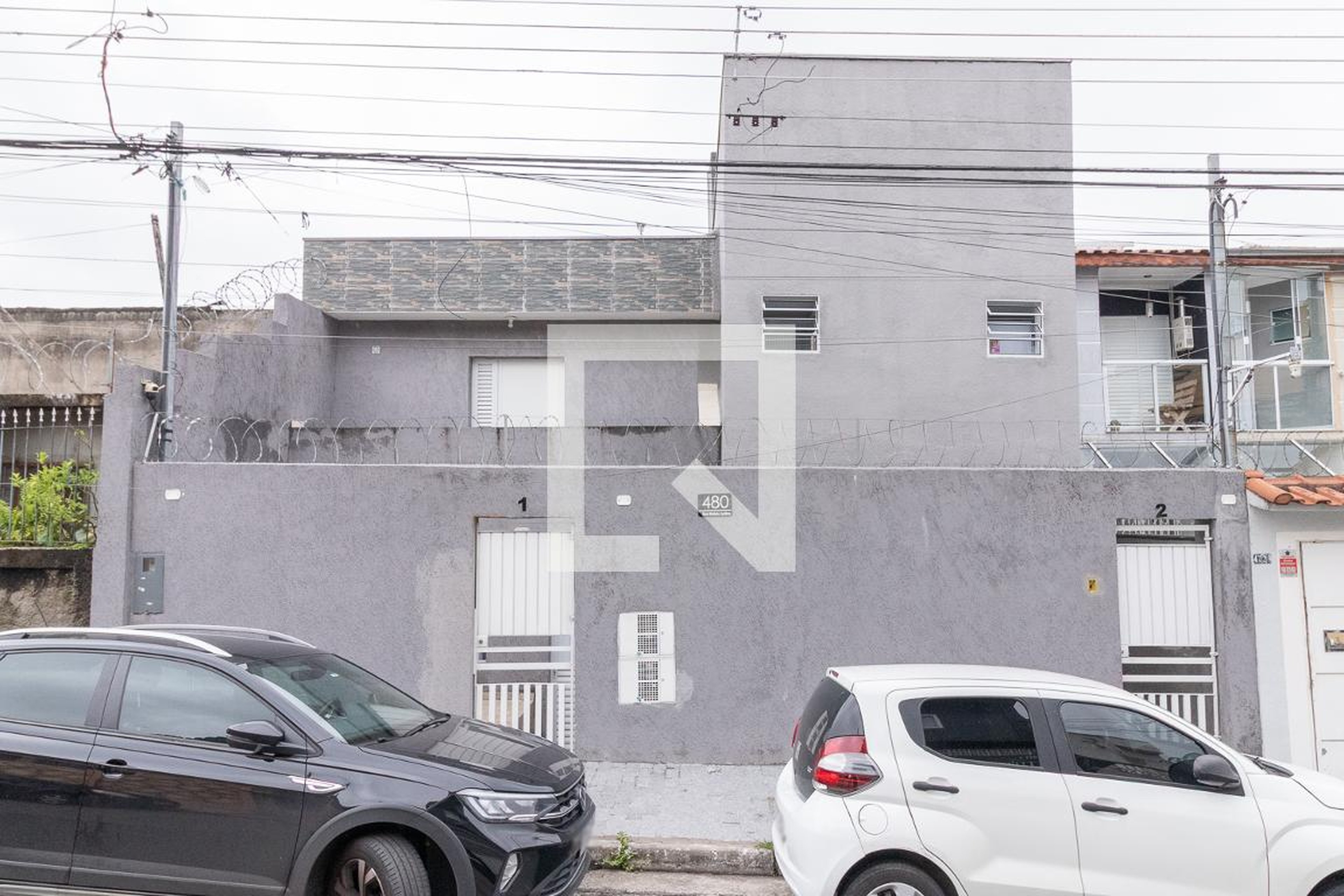 Fachada Condomínio em Rua Moisés Justino, 480