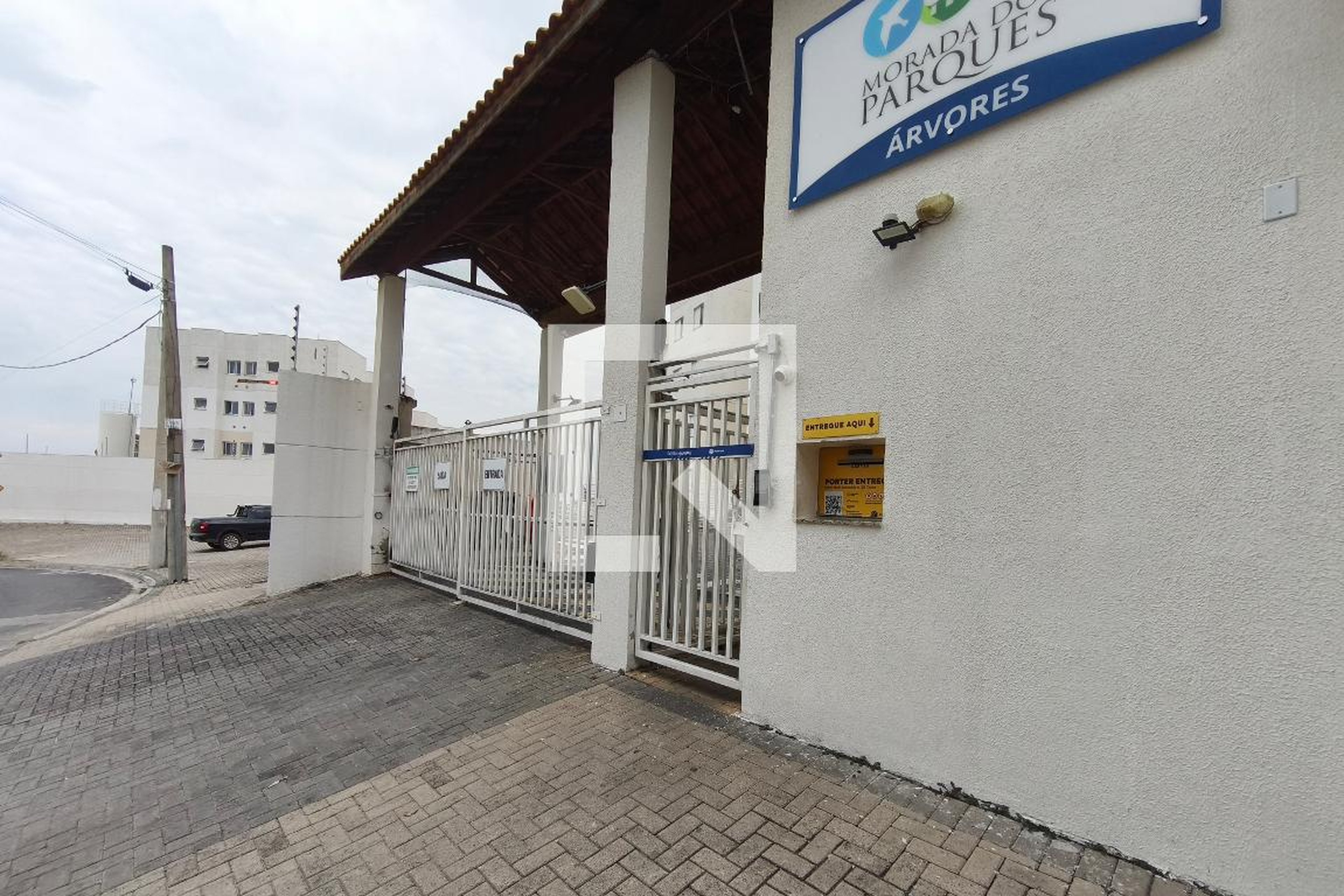 Fachada do Condomínio Residencial Parque das Árvores