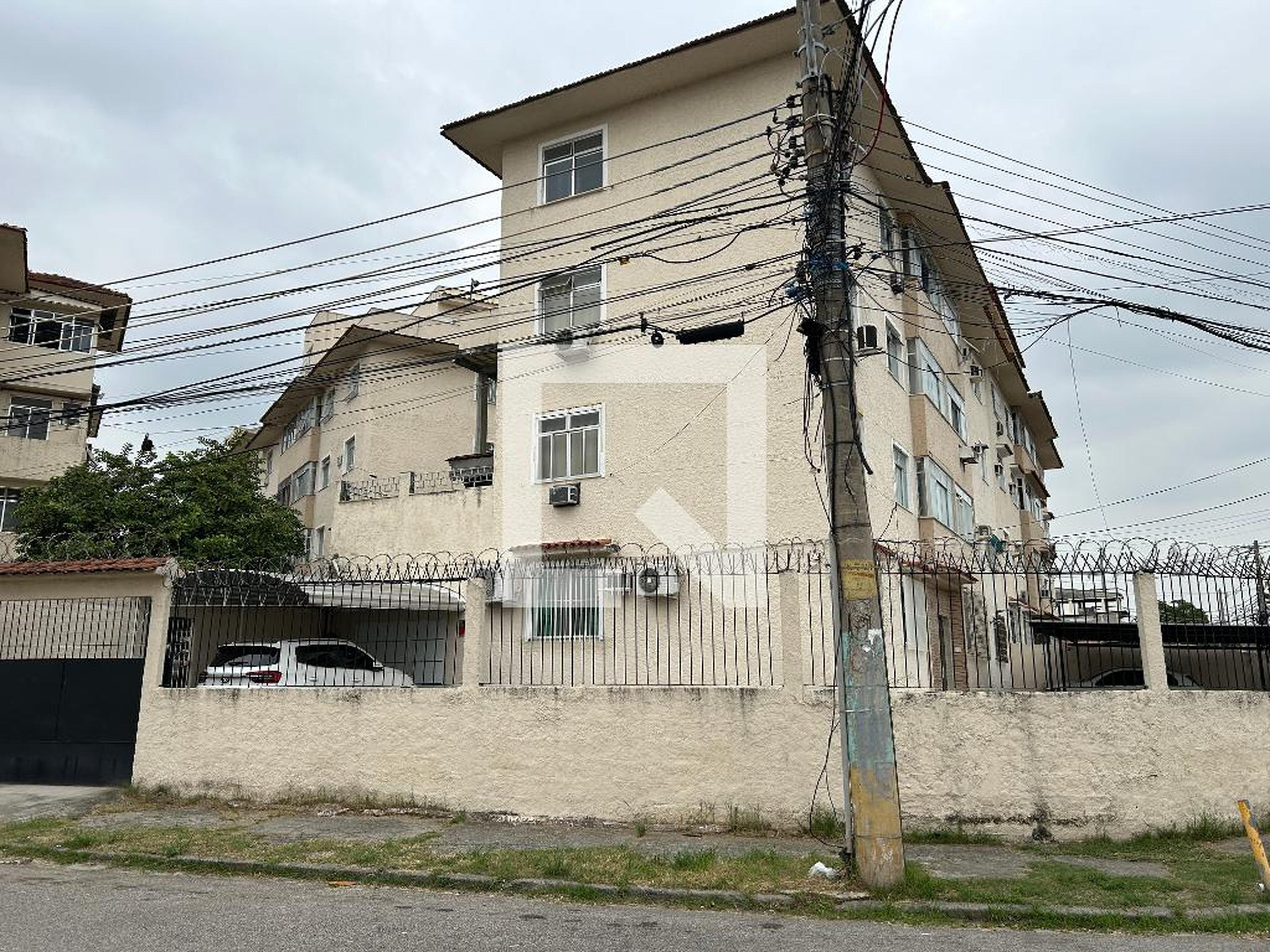 Fachada Condomínio em Avenida Segal, 155