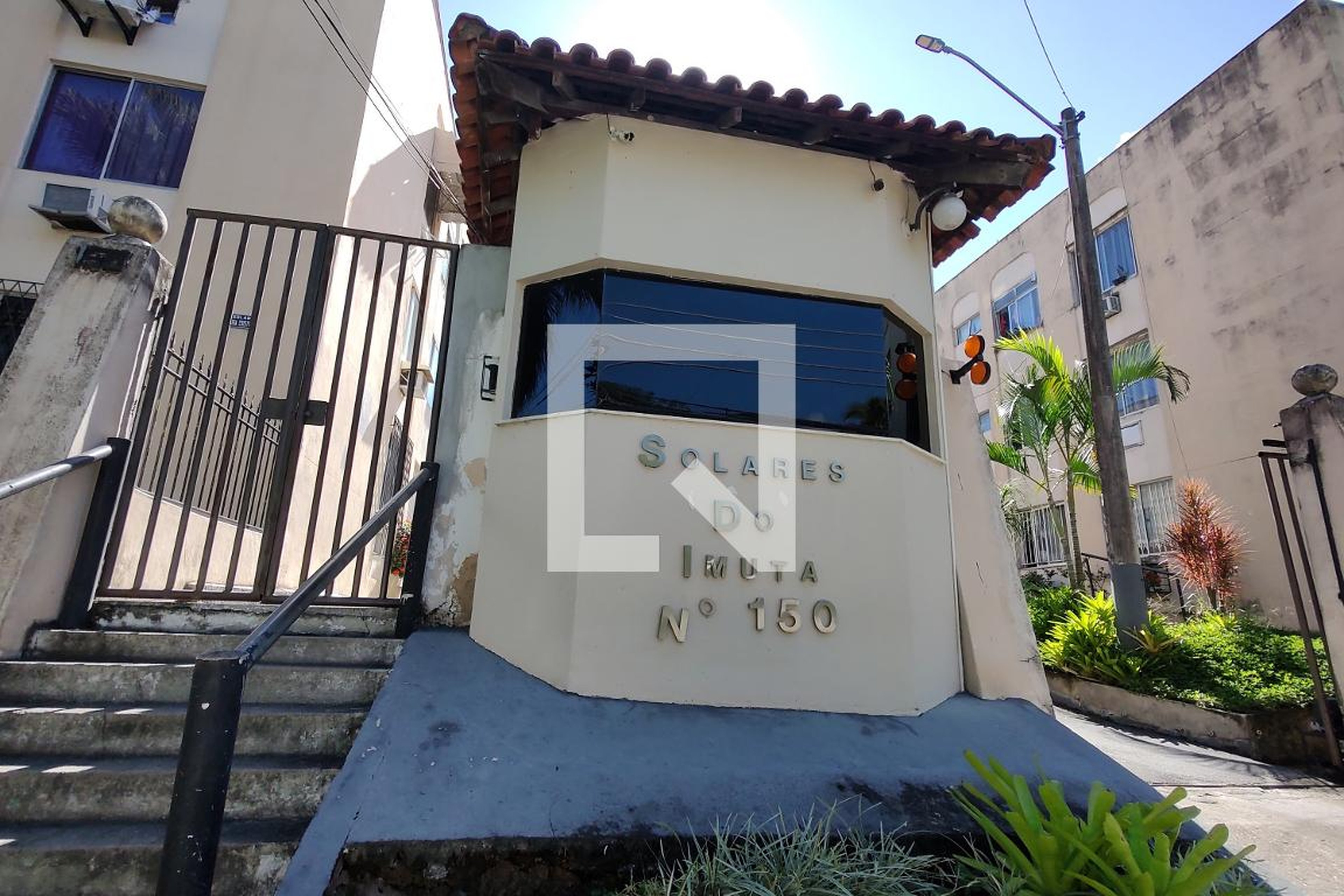 Fachada do condomínio Condomínio Solares do Imutá