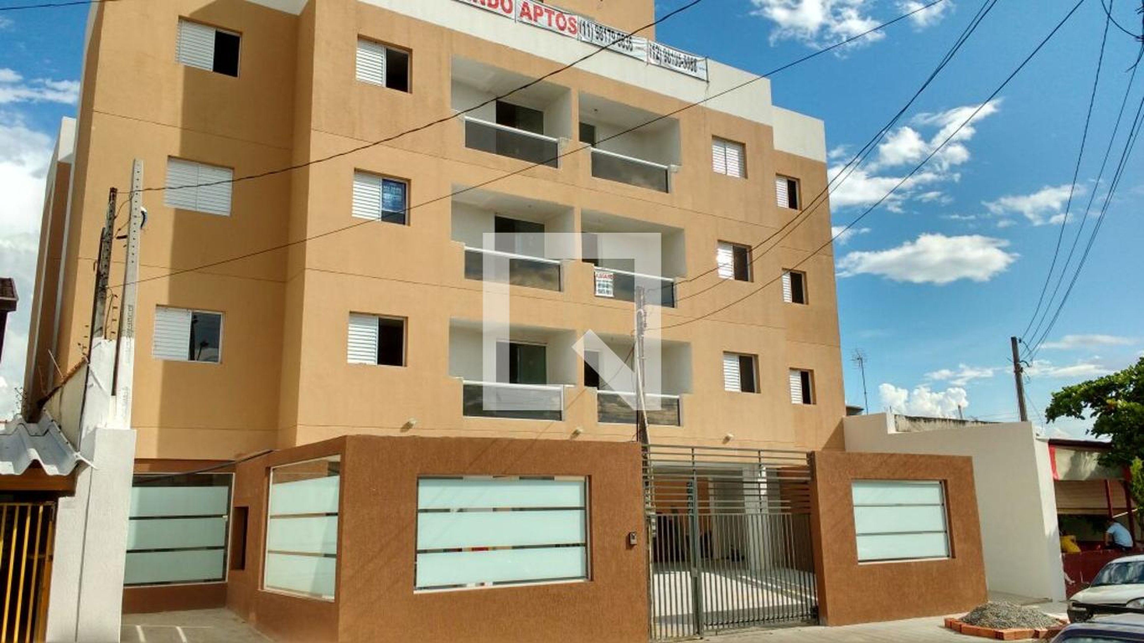 Fachada Condomínio em Rua Santo Amaro, 100