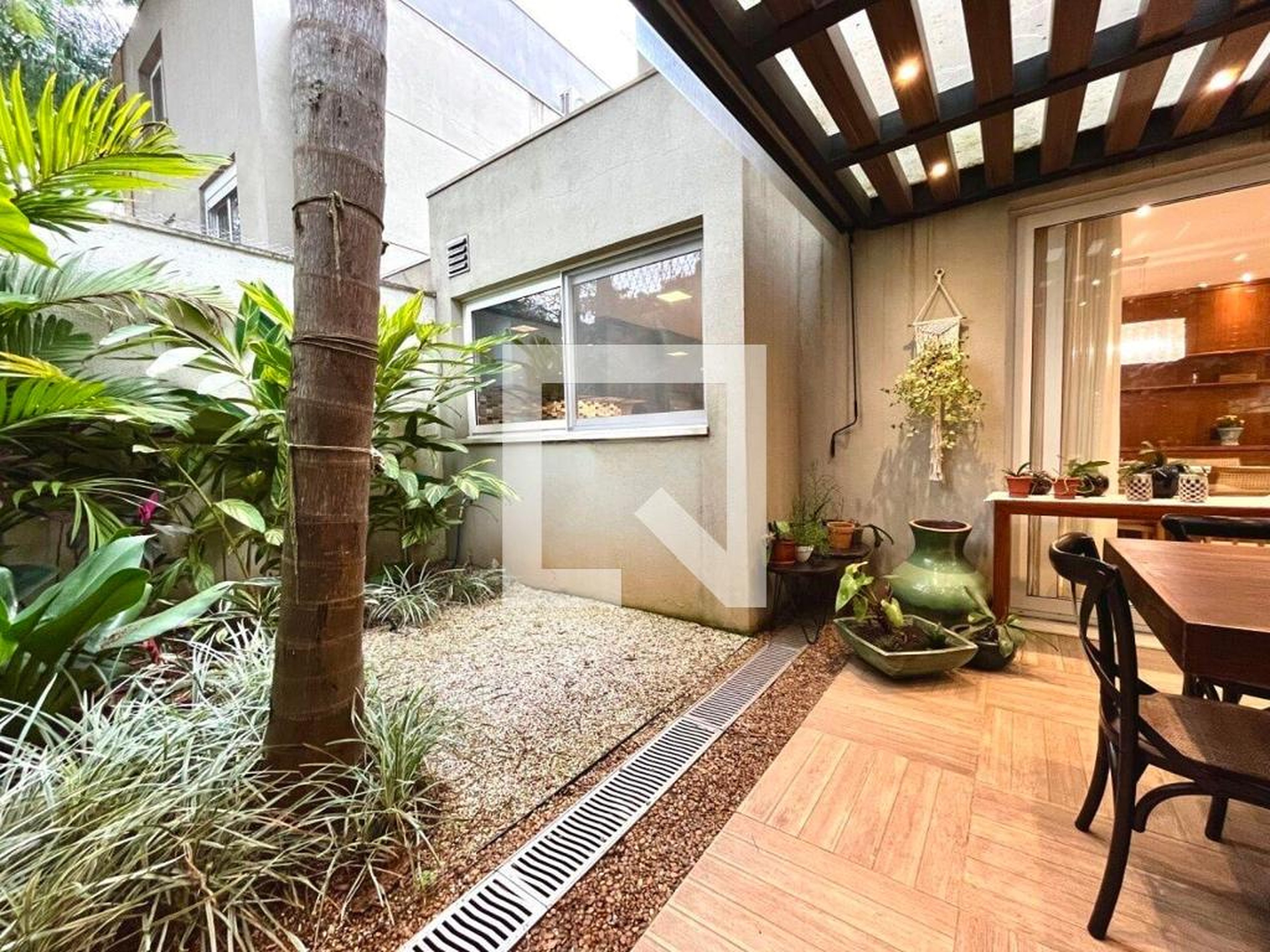 Área externa Condomínio Modena