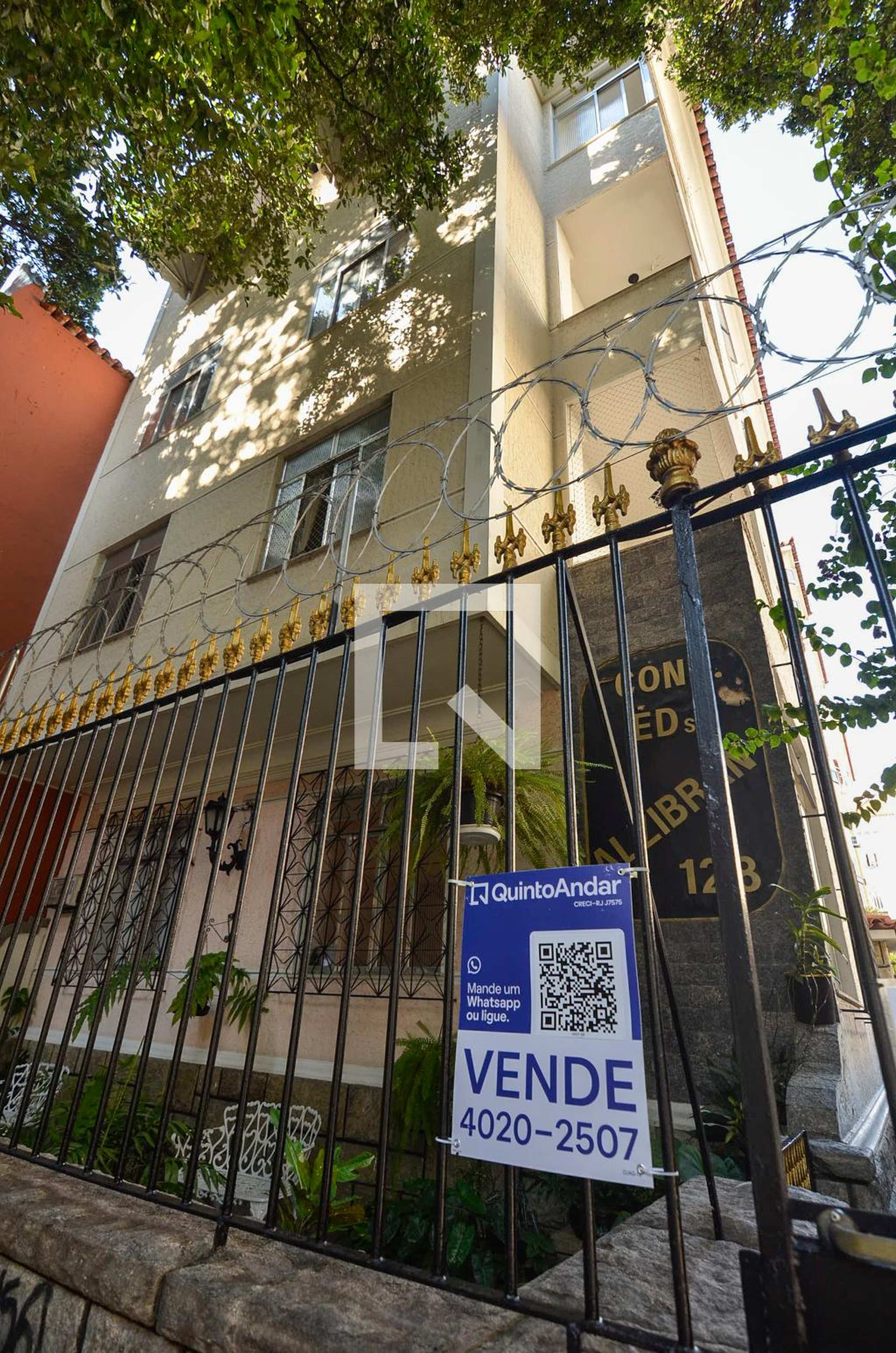 Fachada Condomínio Alzibran