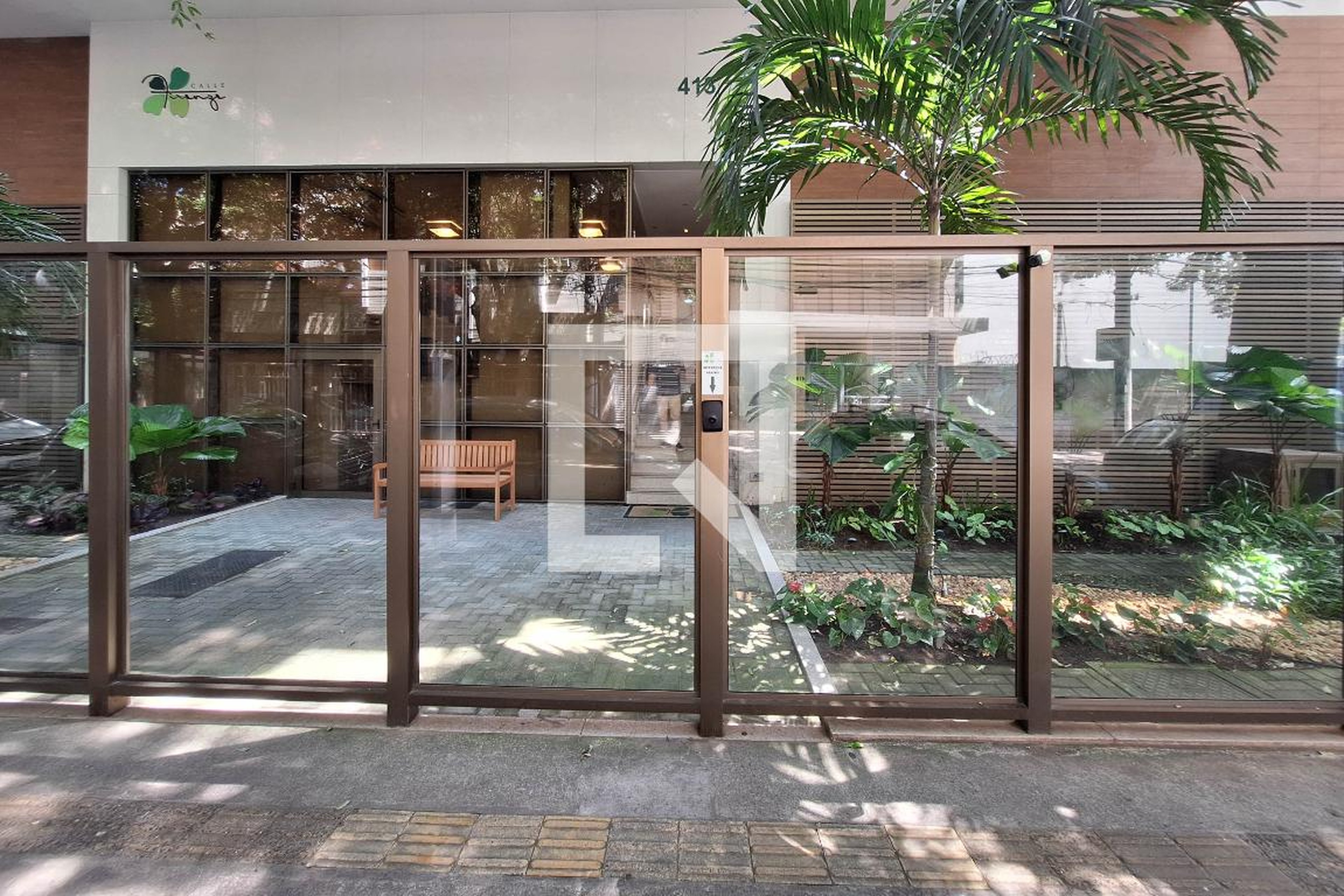 Fachada Condomínio Calle Firenze