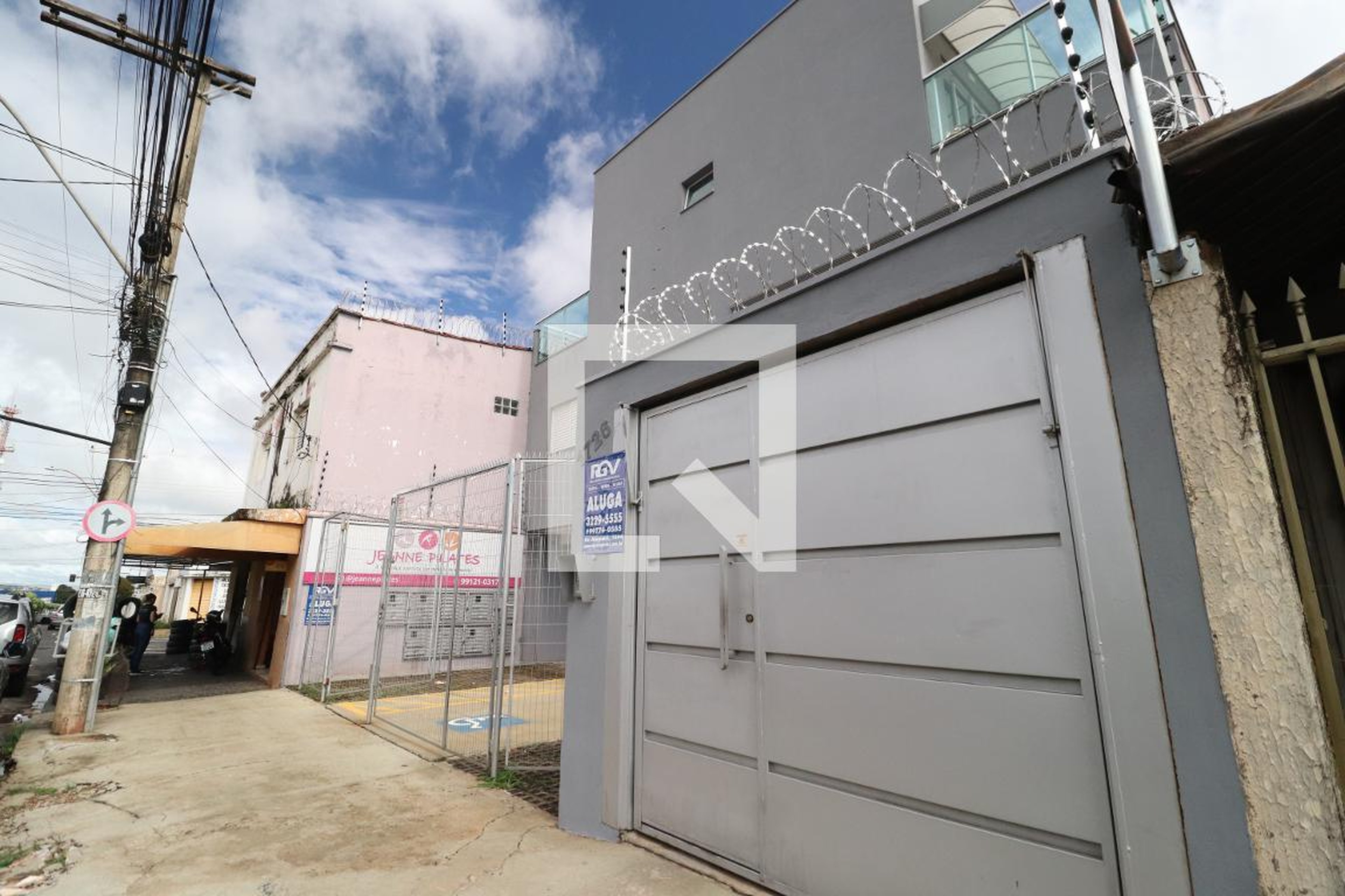 Fachada Condomínio em Avenida Engenheiro Diniz, 1726