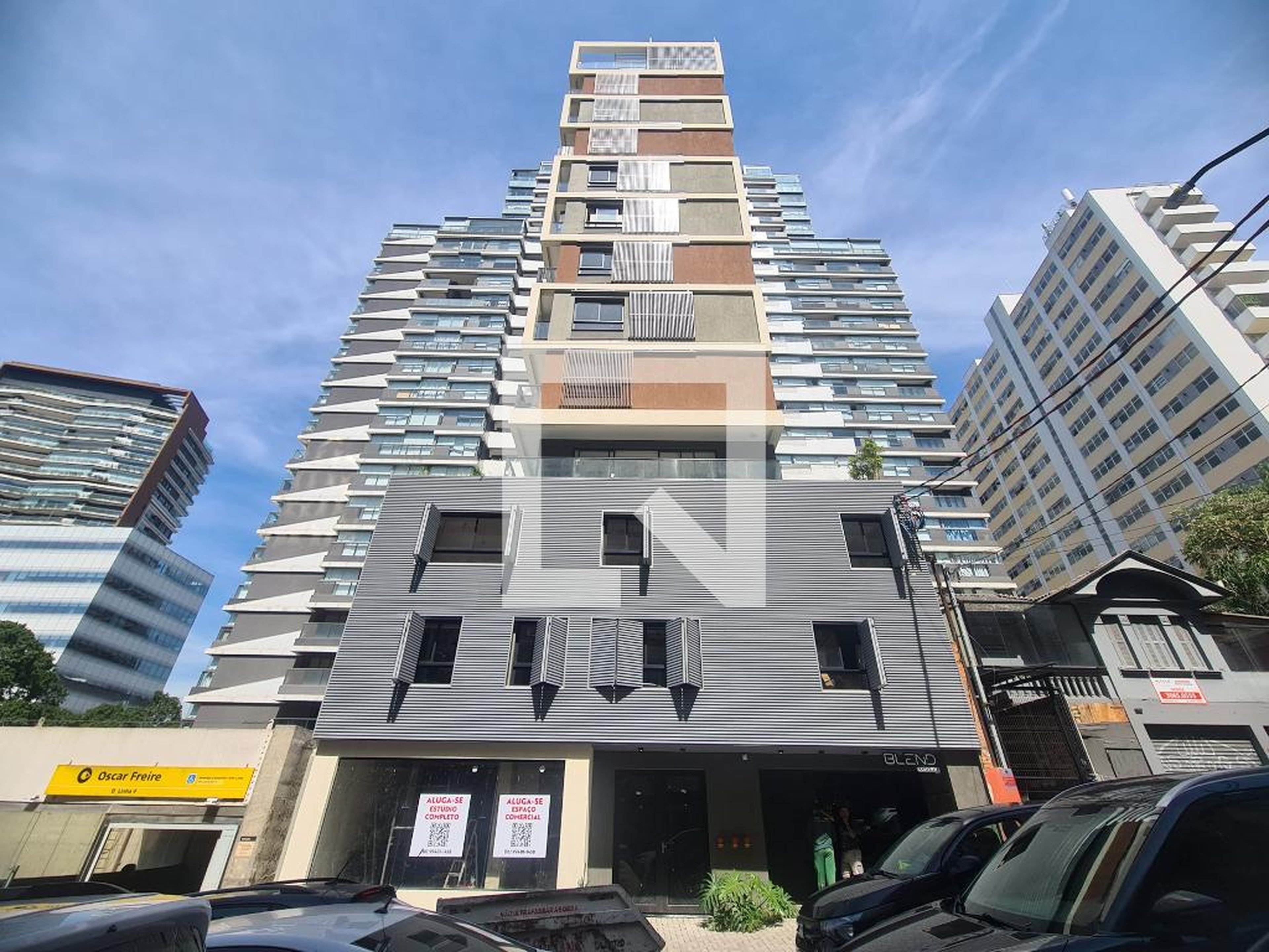 Fachada Condomínio Blend Coliving Oscar Freire