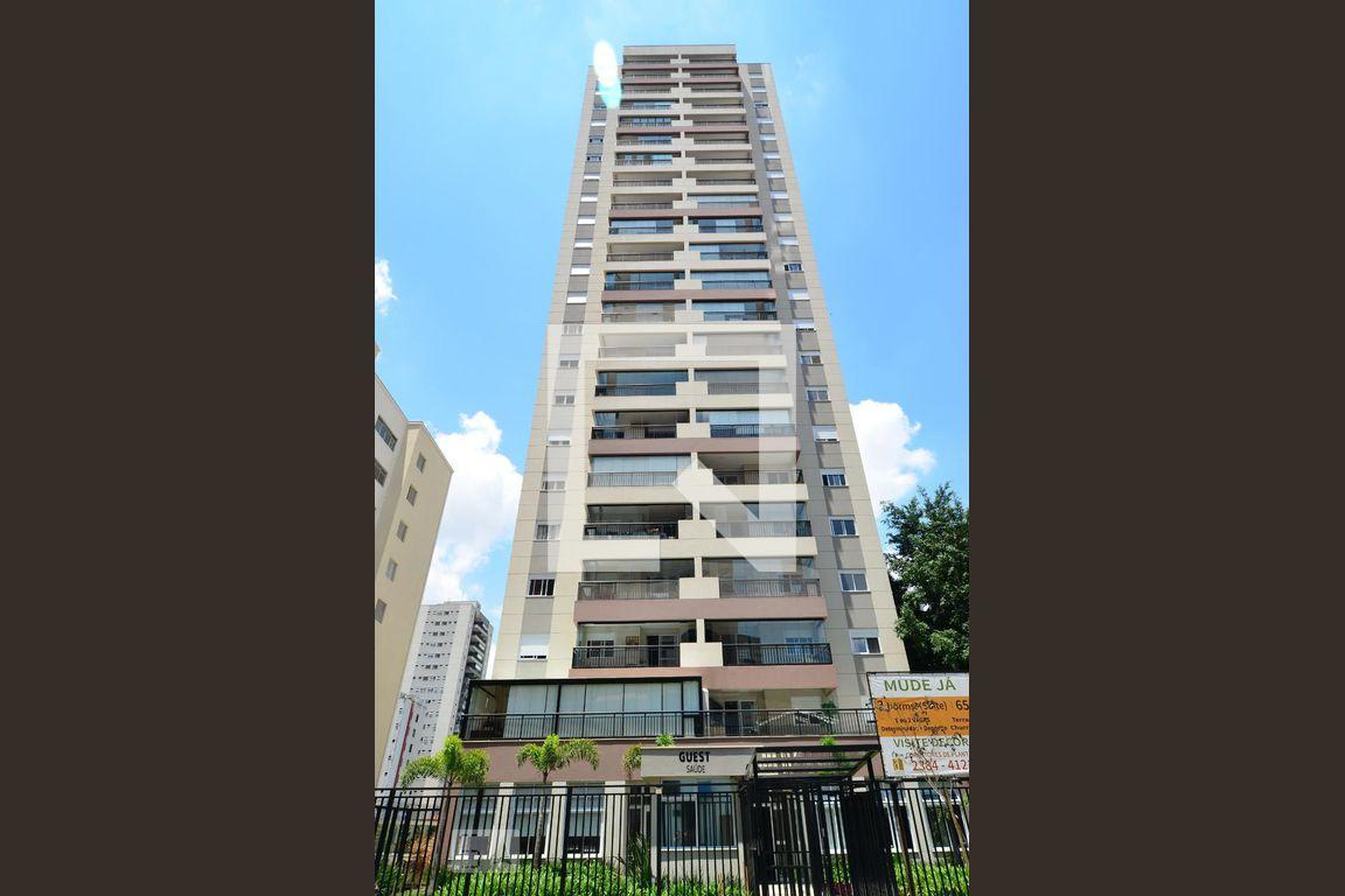 Fachada do Prédio Condomínio Guest Saúde