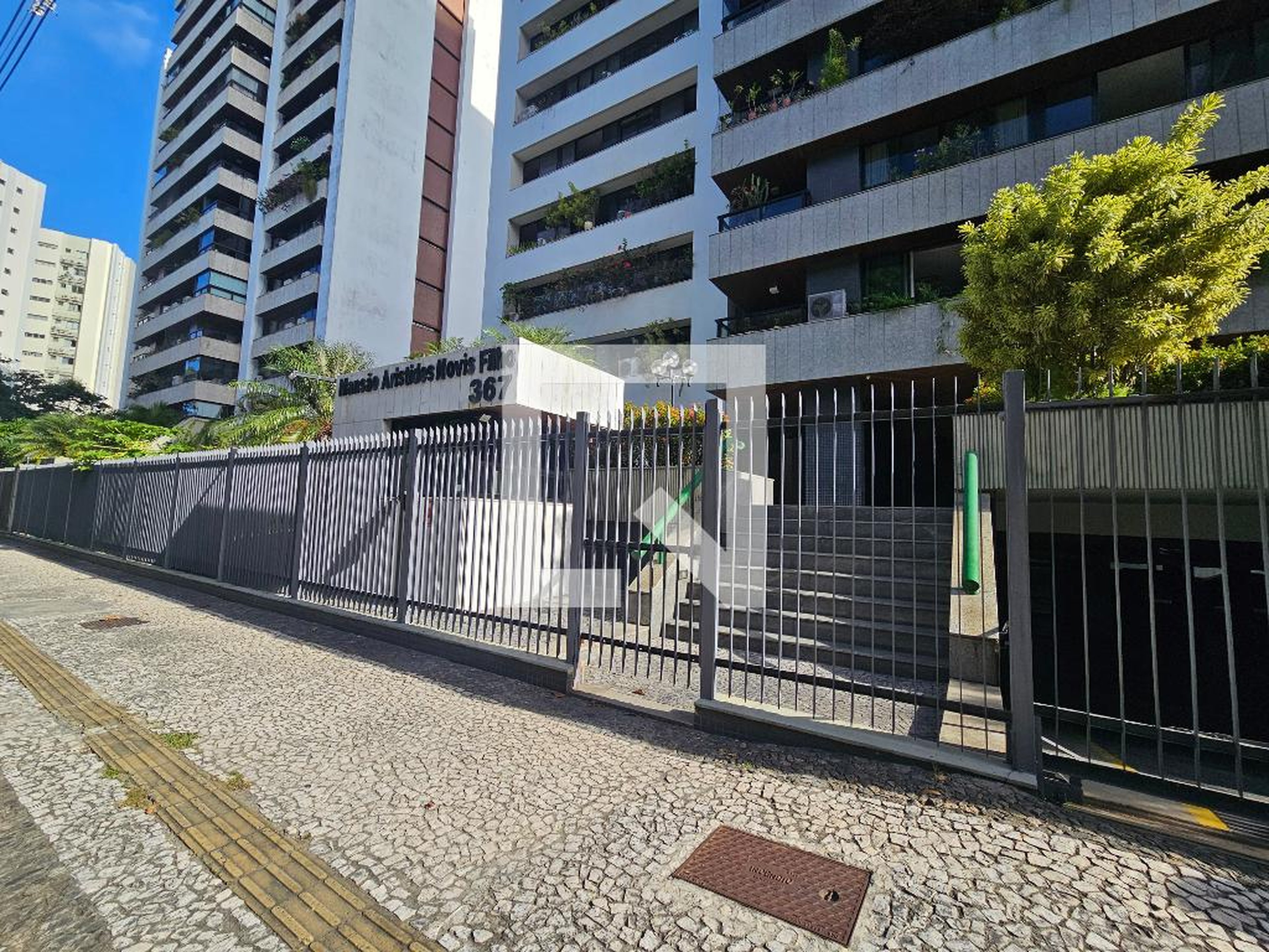 Fachada Condomínio Mansão Aristides Novis Filho