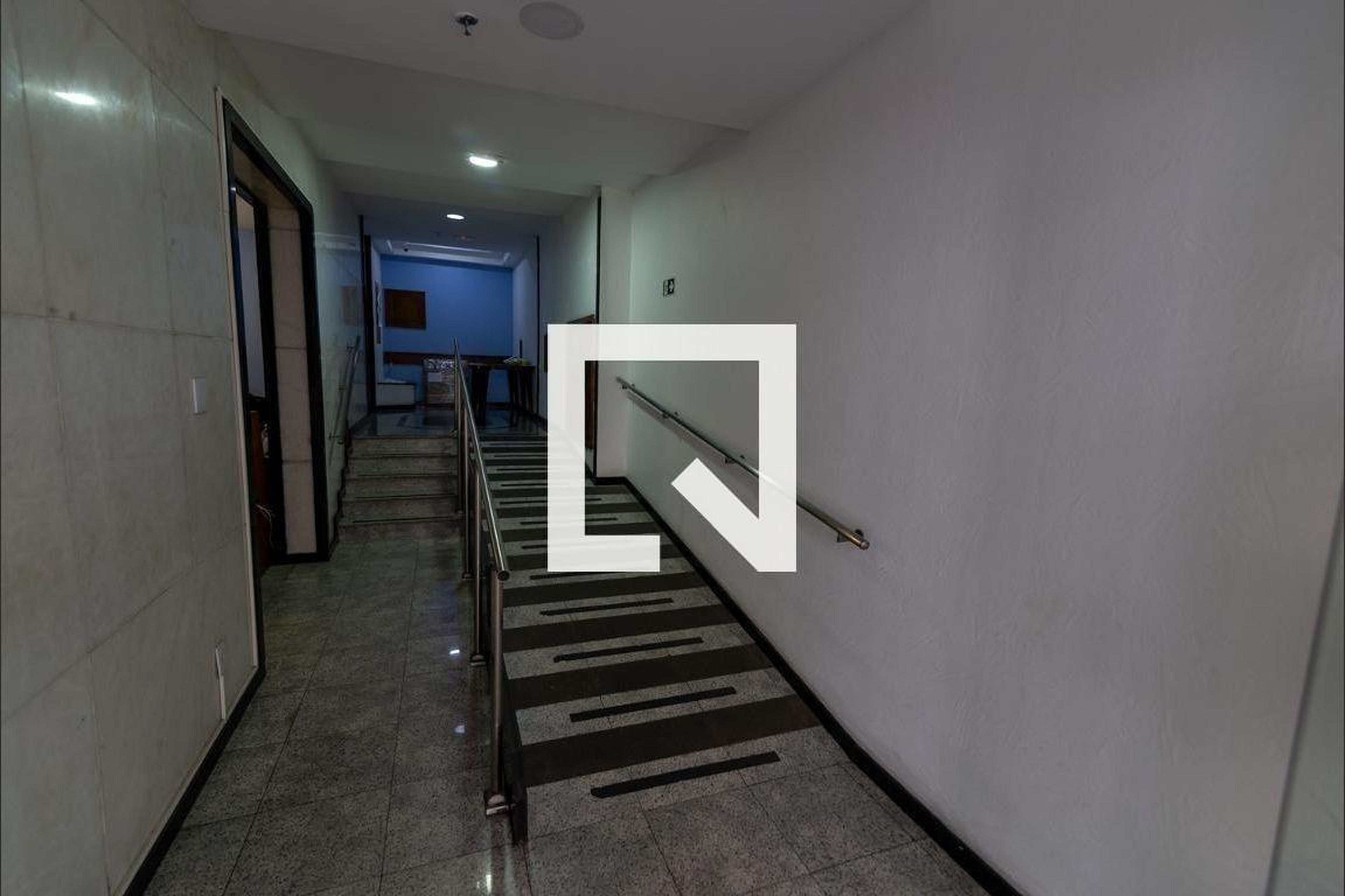 Hall - Edifício Ipe Amarelo