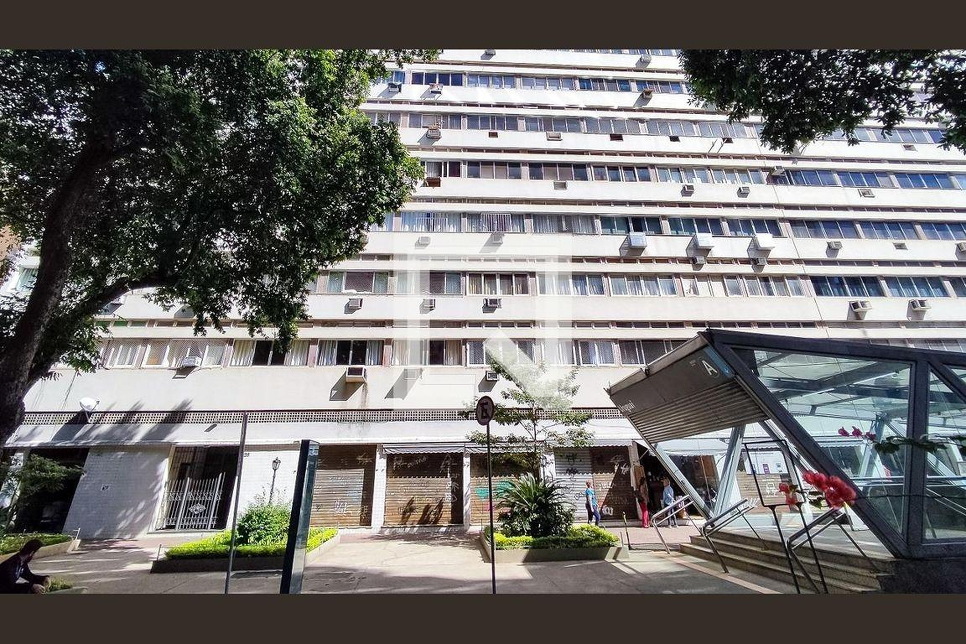 Fachada Edifício Ipe Amarelo