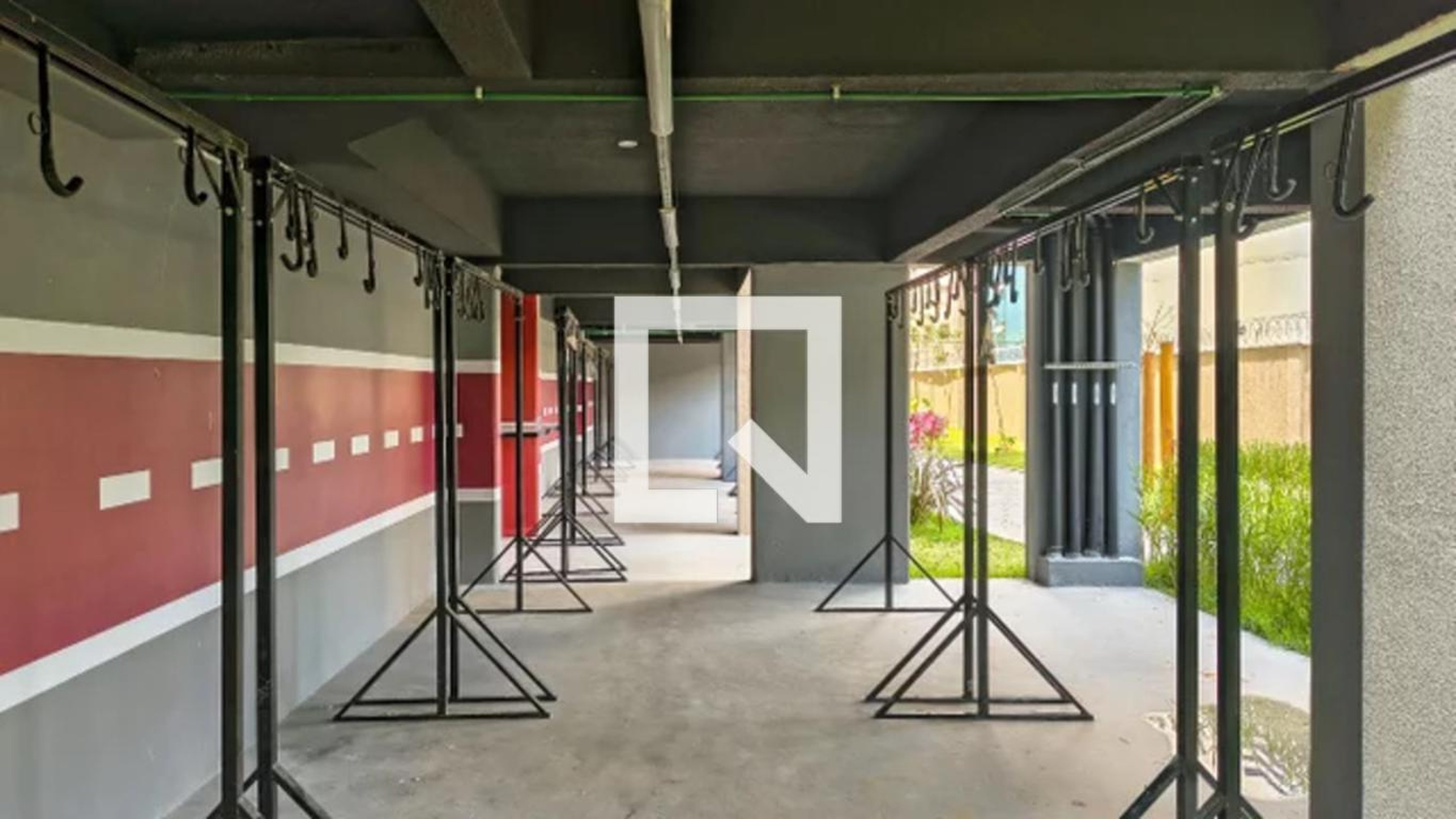 Bicicletario - Exclusive Miguel Yunes