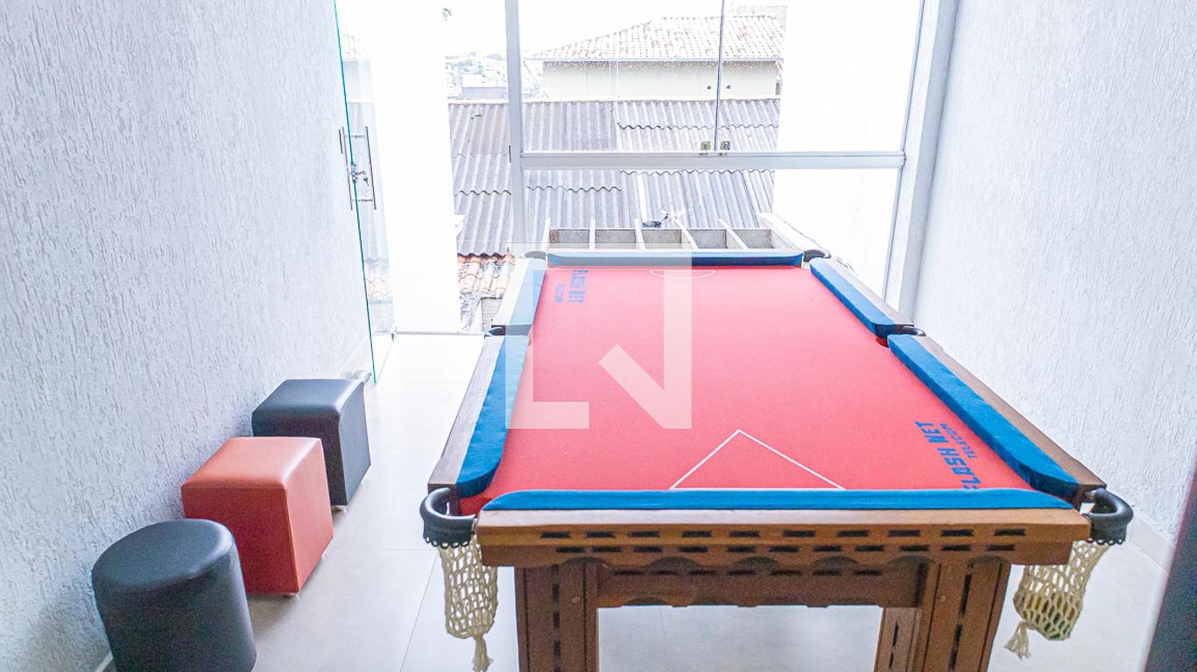 Sala de jogos Condomínio em Rua Bento Romeiro, 79