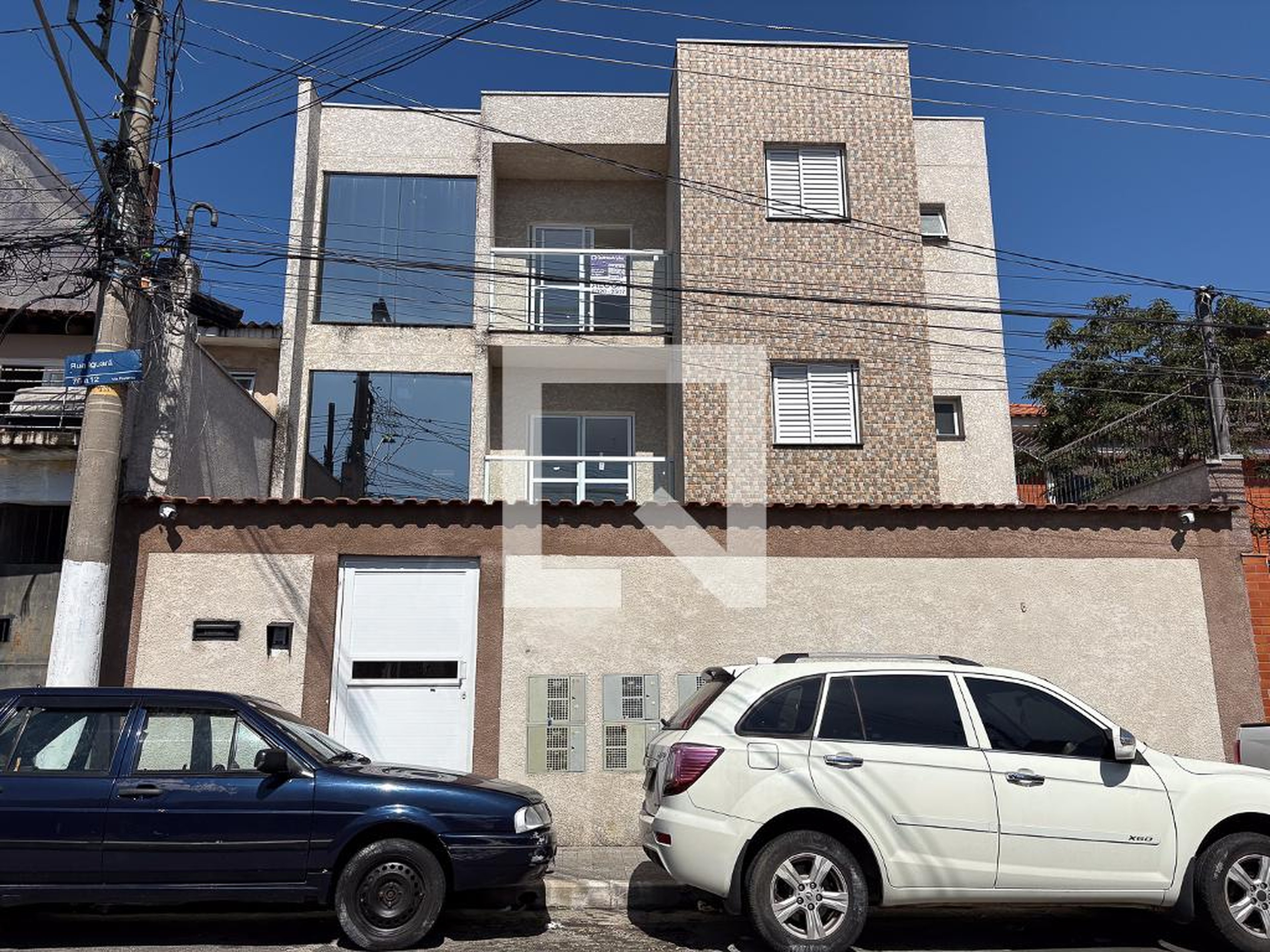 Fachada Condomínio em Rua Iguara, 64