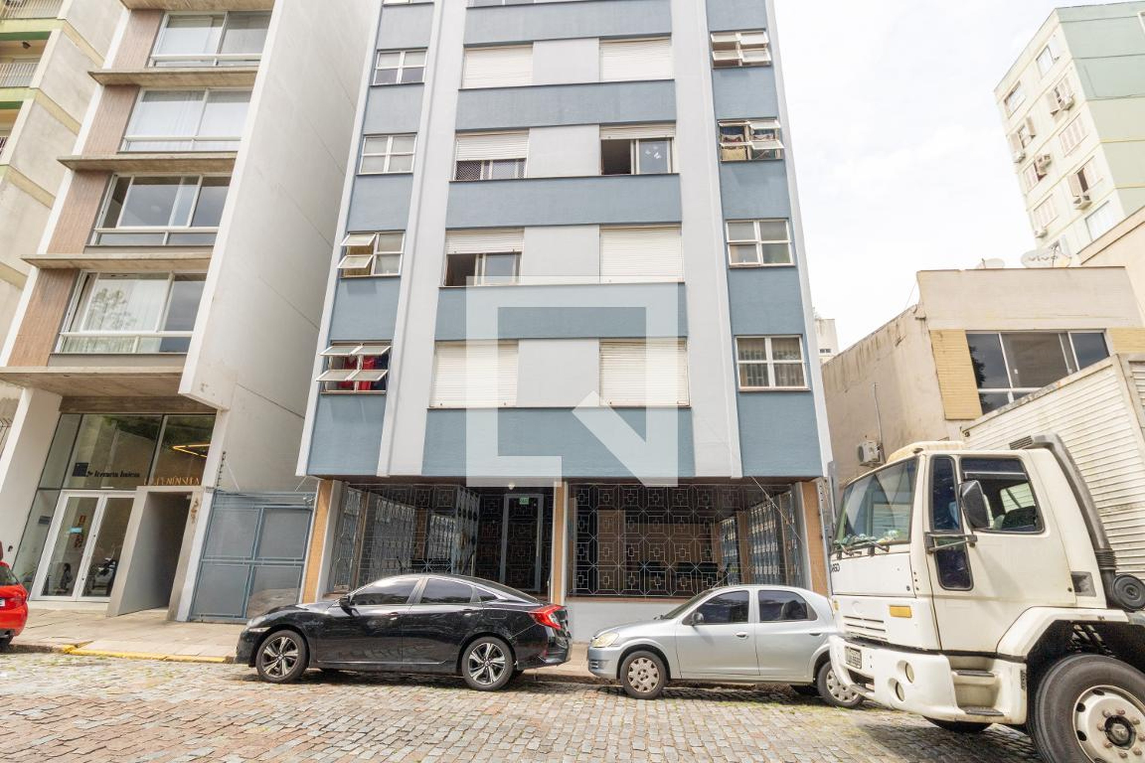 Fachada Edifício Porto Belo