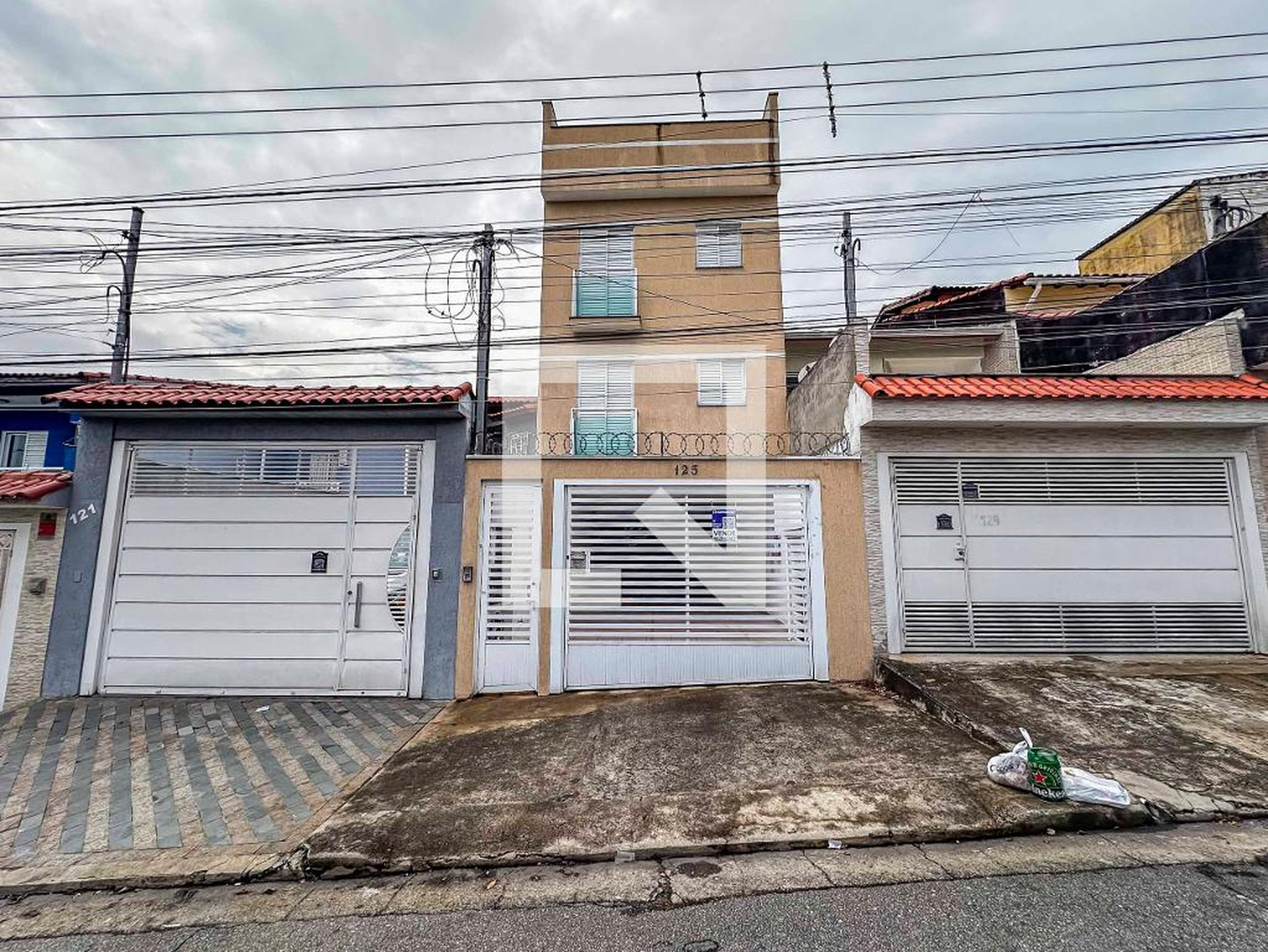 Fachada Condomínio em Rua Antônio Polesi, 125