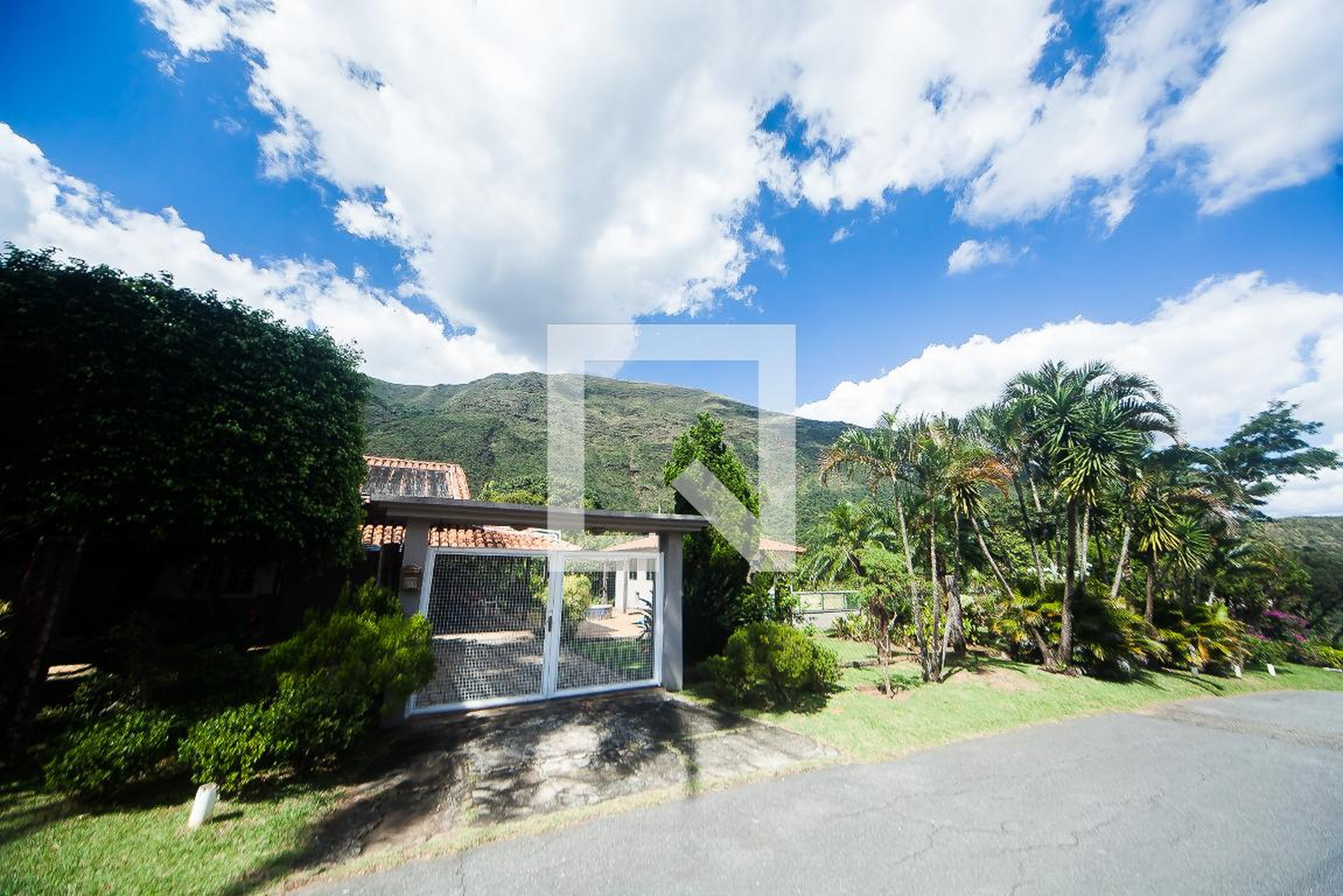 Fachada Condomínio em Avenida do Clube, 502