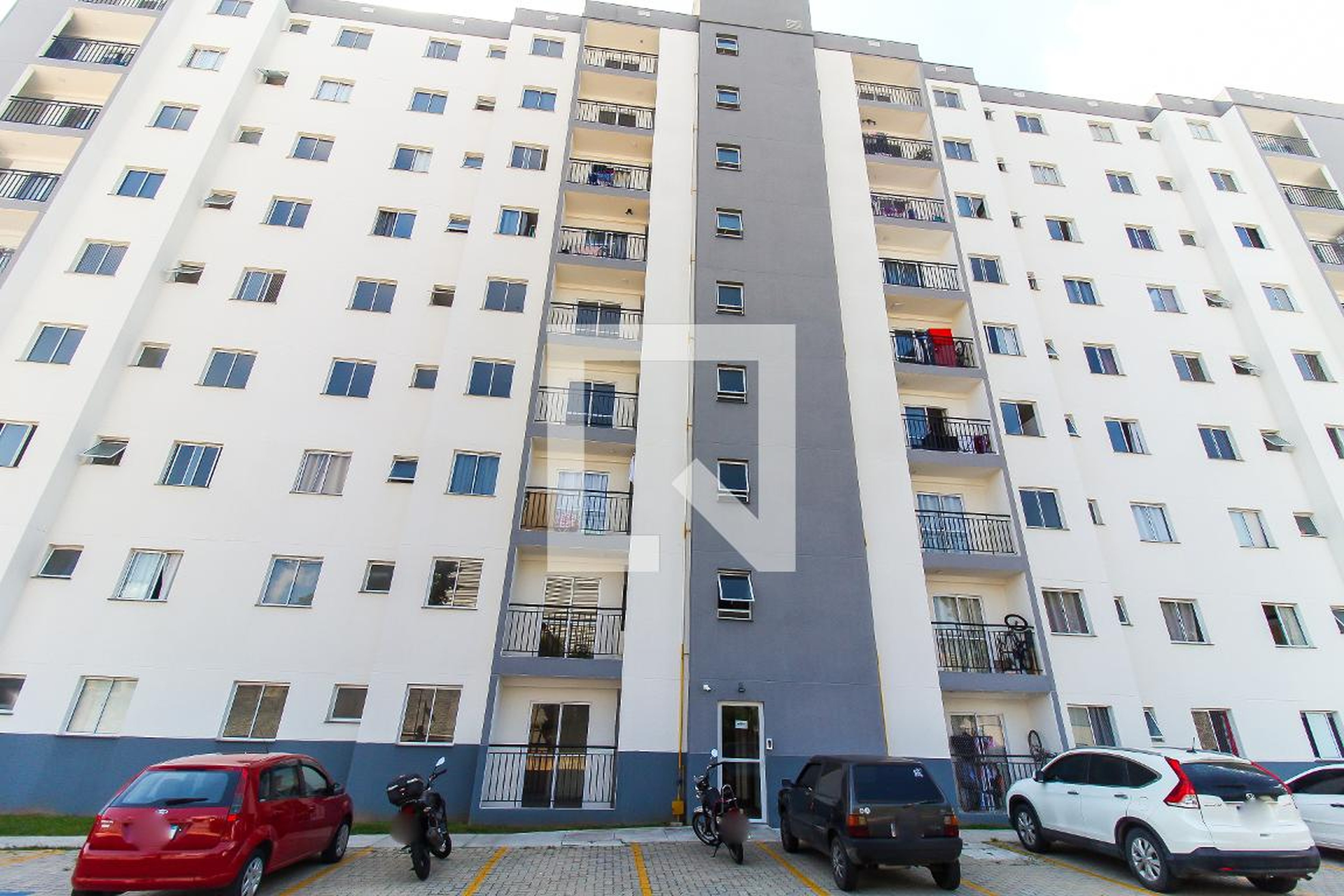 Fachada do Prédio Condomínio em Rua Jorge Neto Falcão, 21