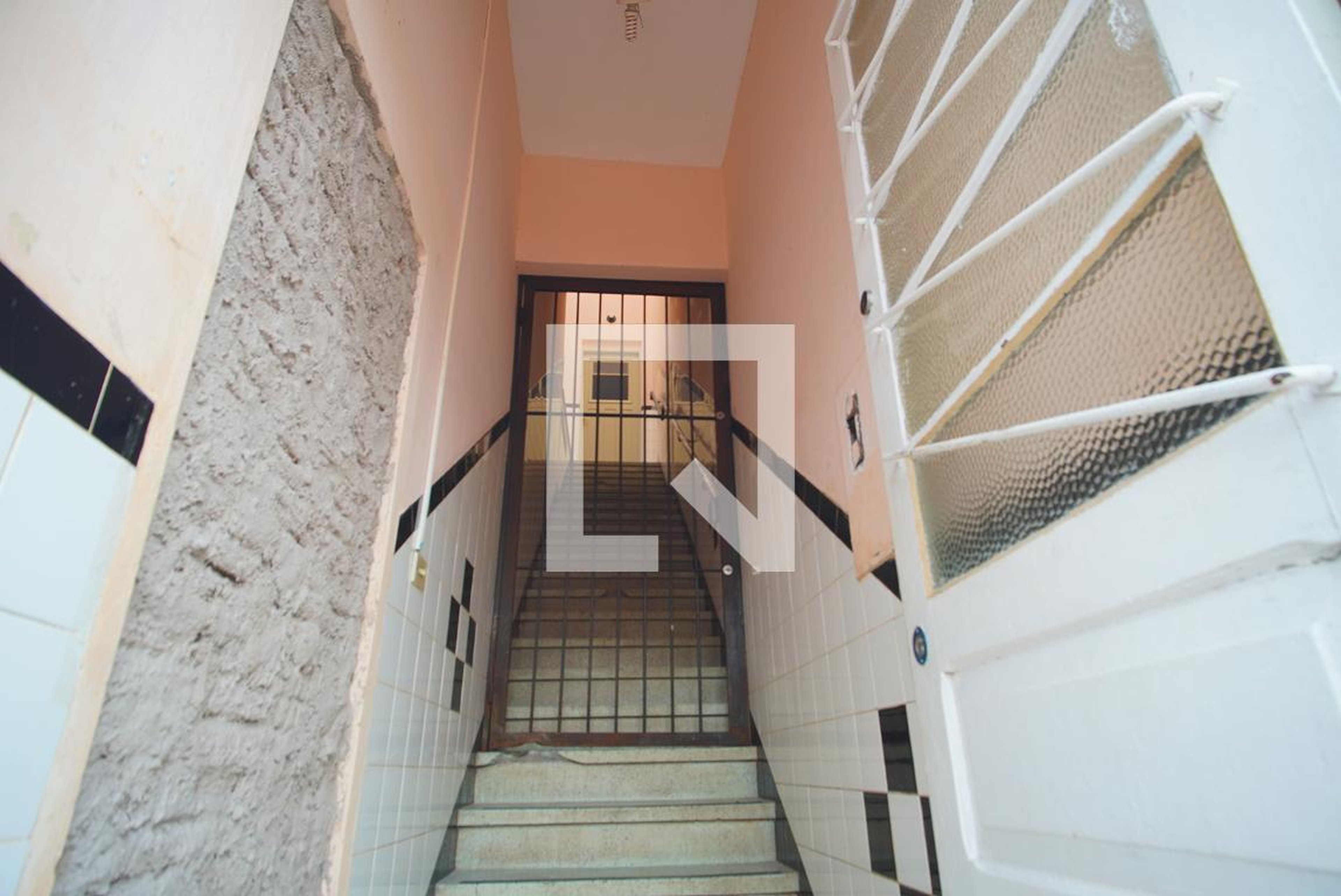 Entrada do Prédio - null