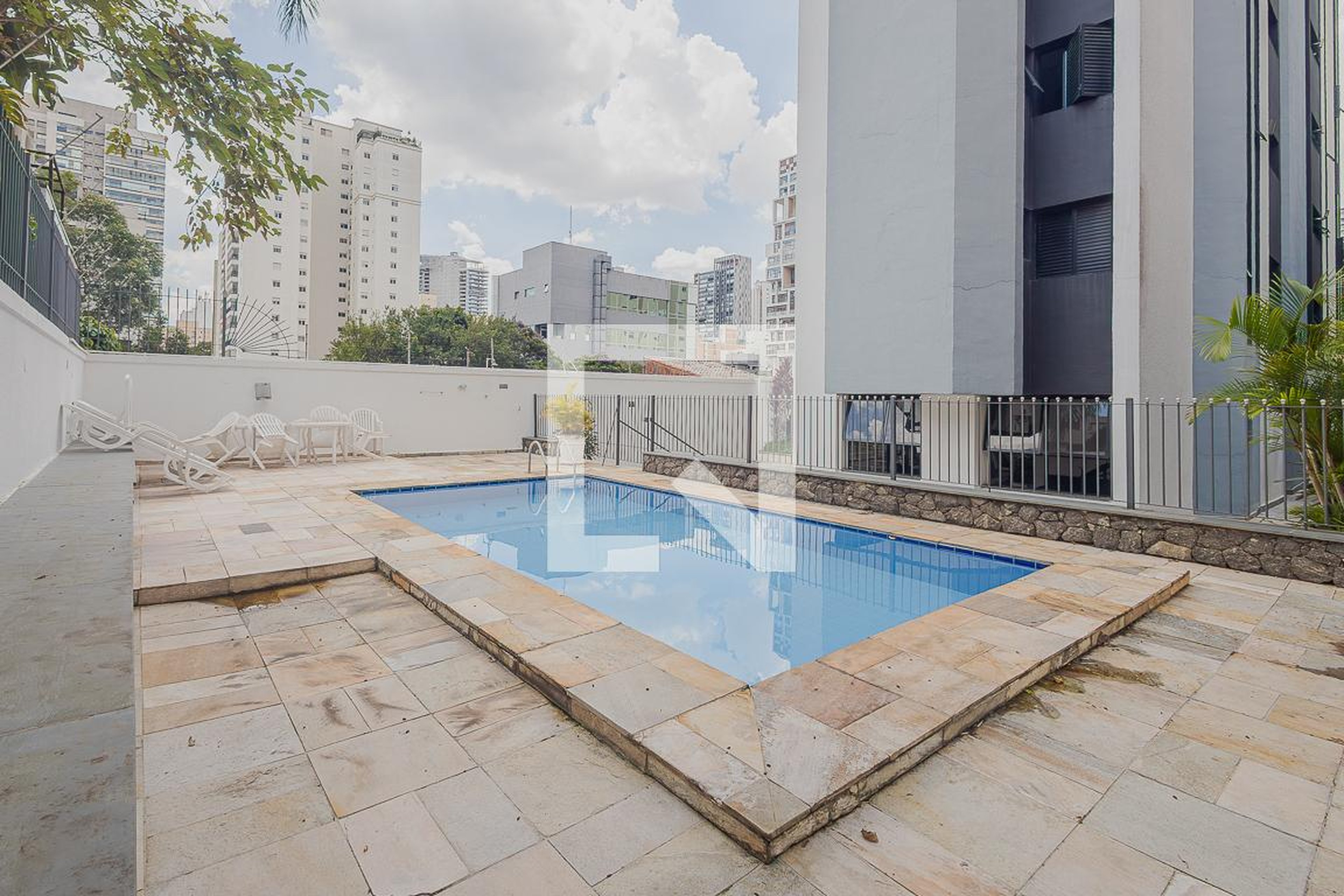 Piscina - Edifício Ravel
