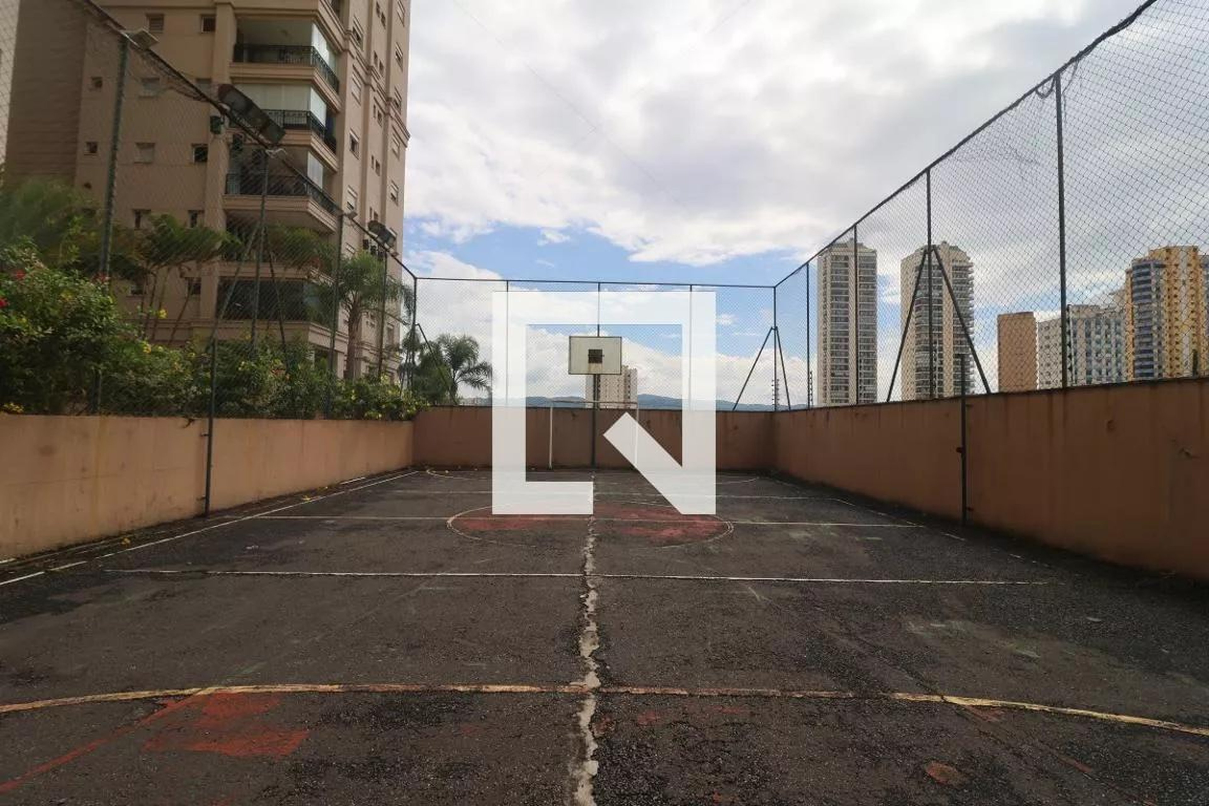 Quadra Esportiva - Edifício Vinte e Oito de Maio