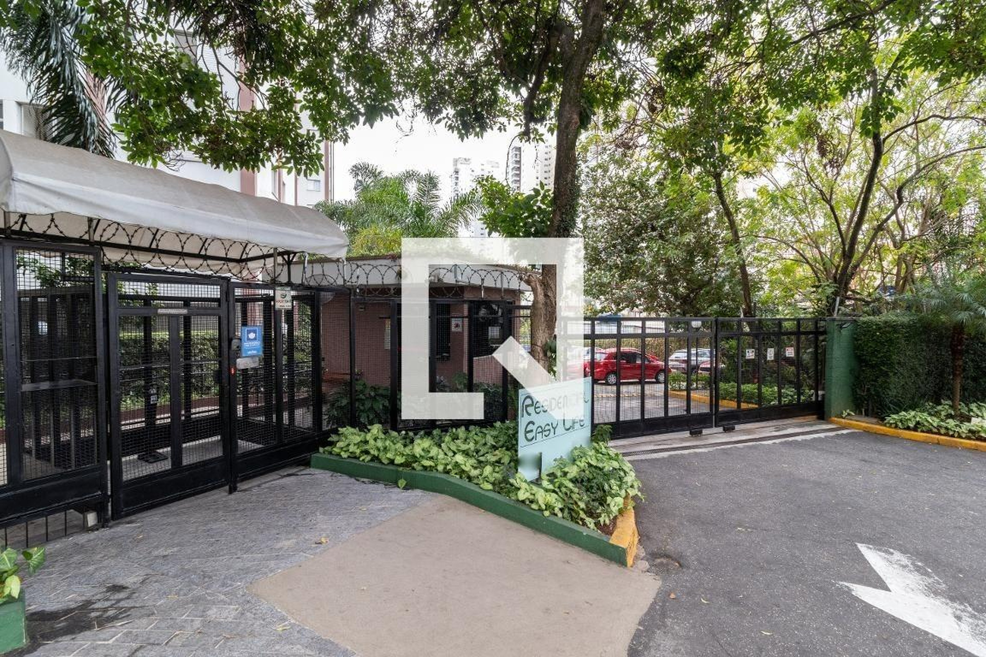 Fachada Condomínio Easy Life