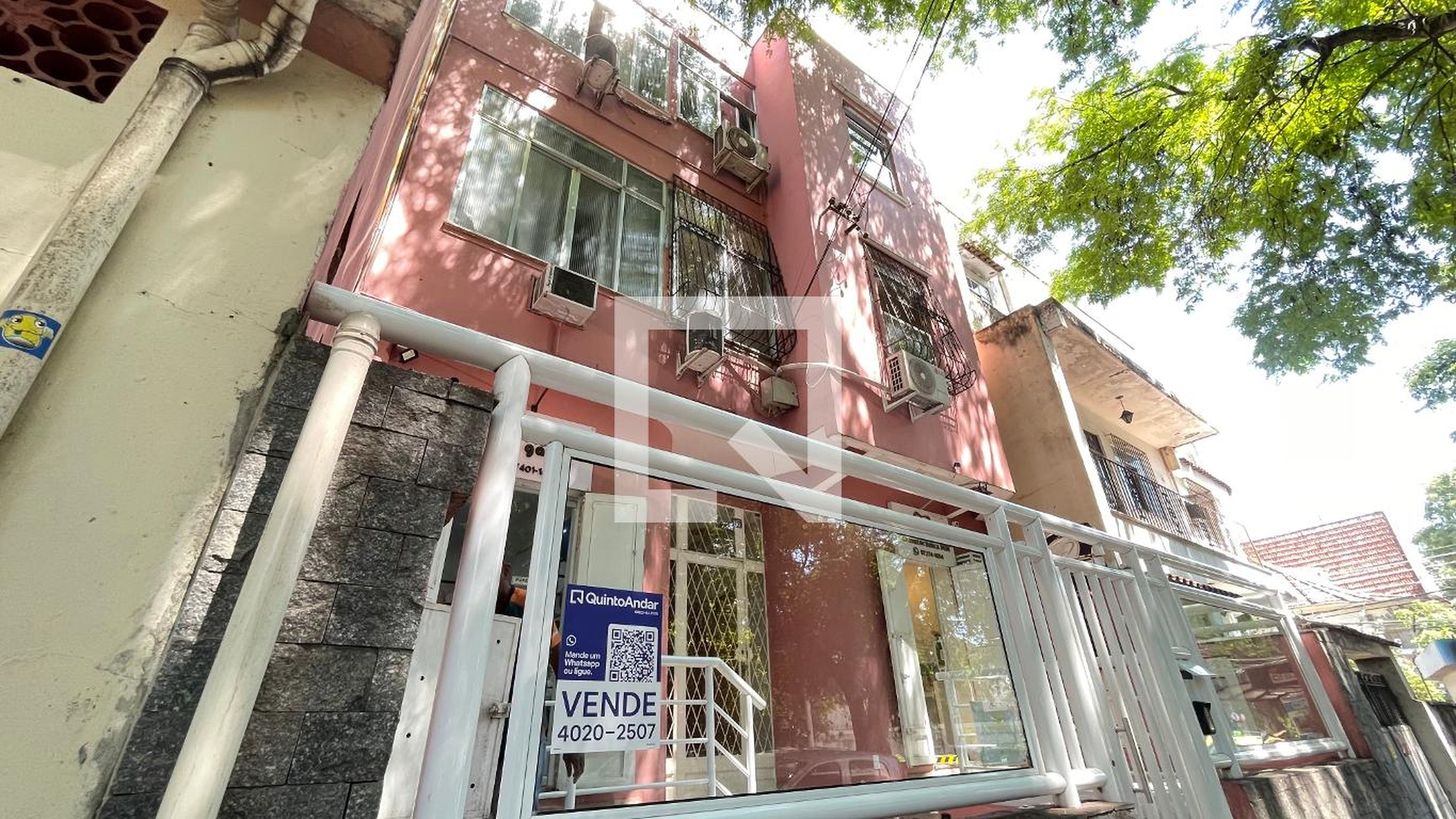 Fachada Condomínio em Avenida Júlio Furtado, 115