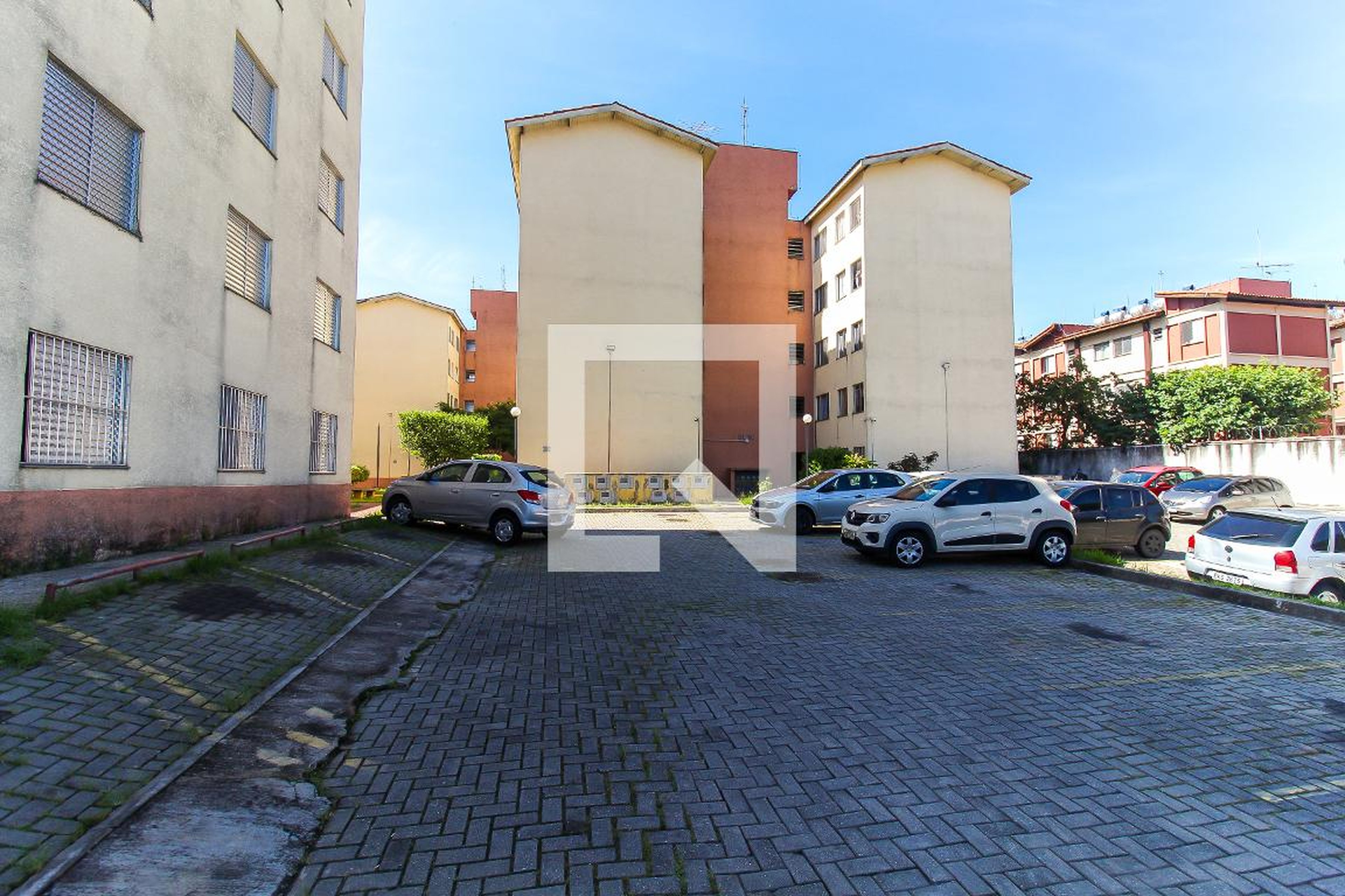 Estacionamento - Residencial Vitoria