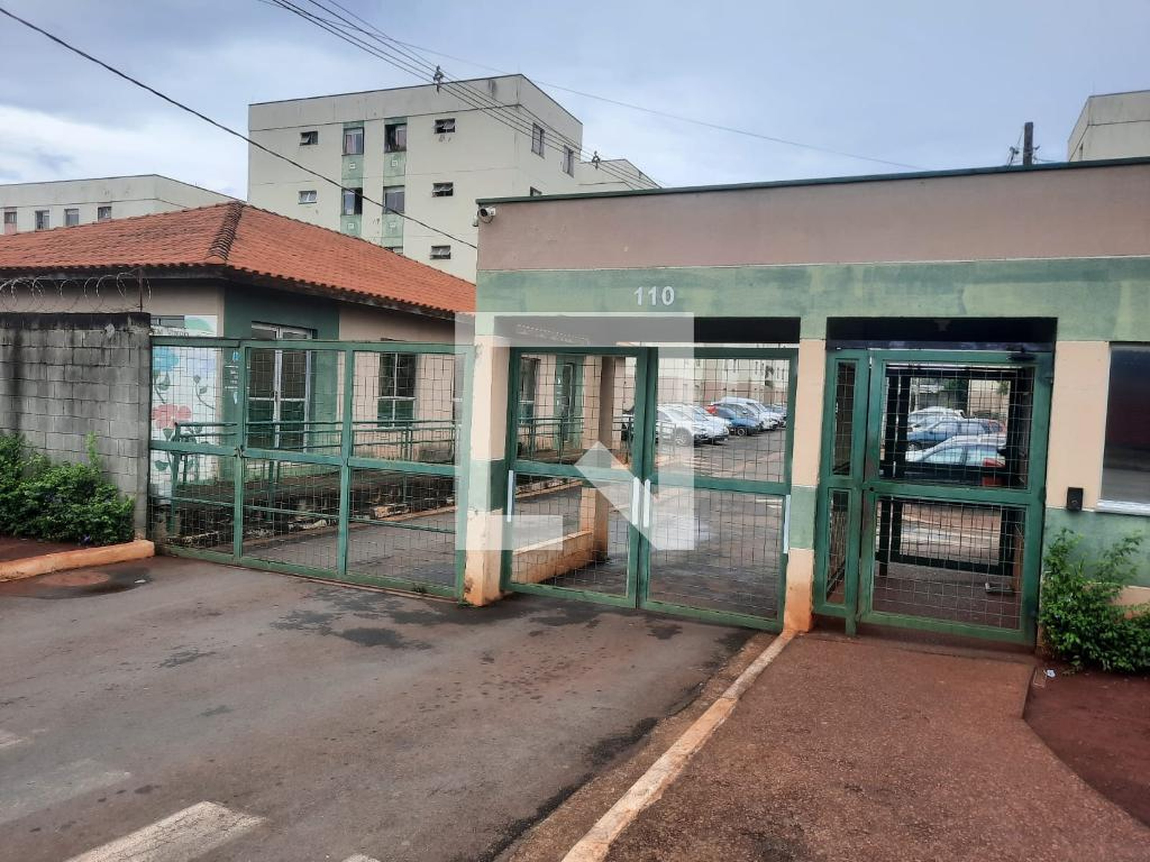 Fachada do Prédio Condomínio em Rua Projetada, 110