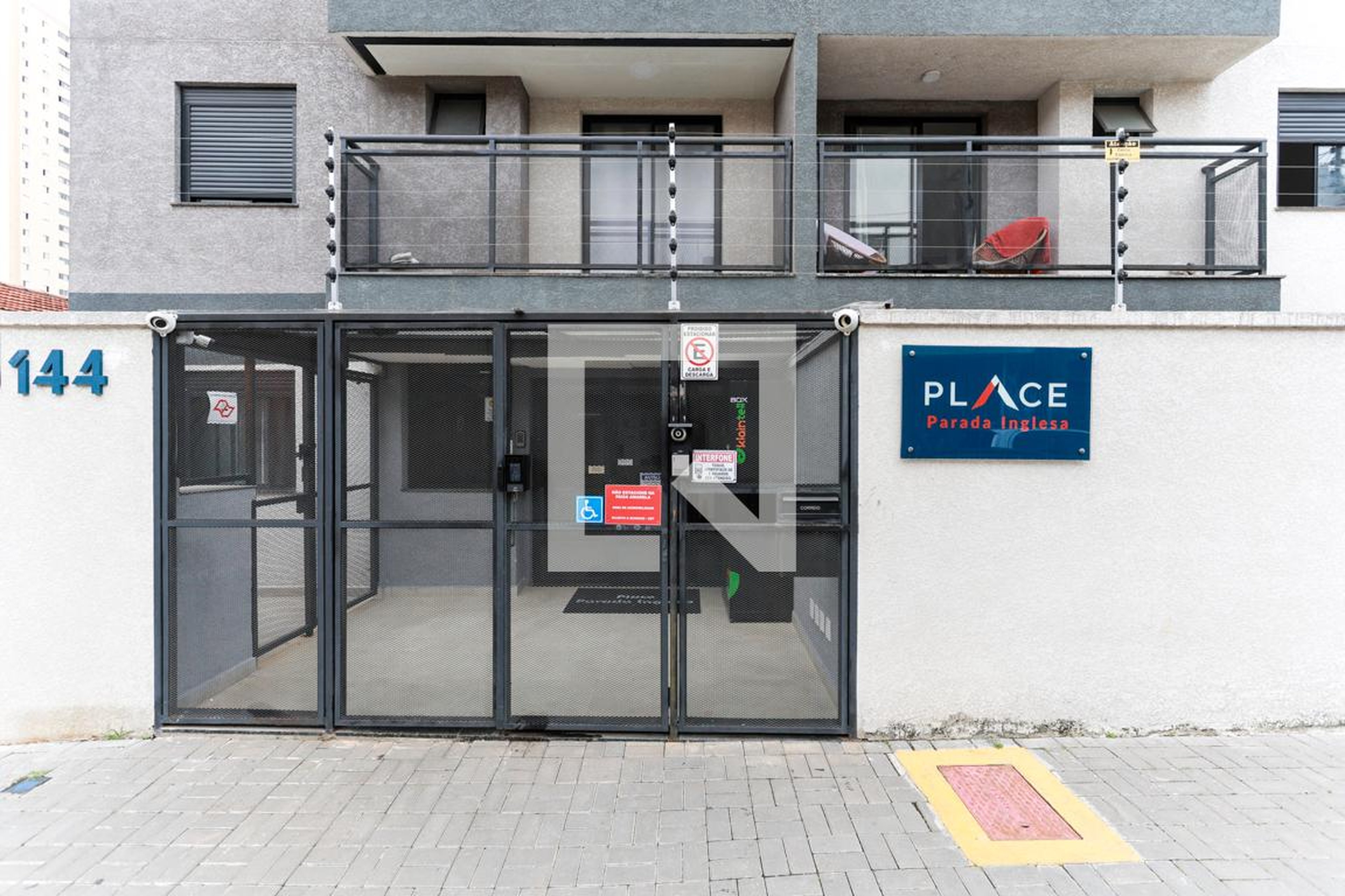 Fachada do condomínio Condomínio Place Parada Inglesa