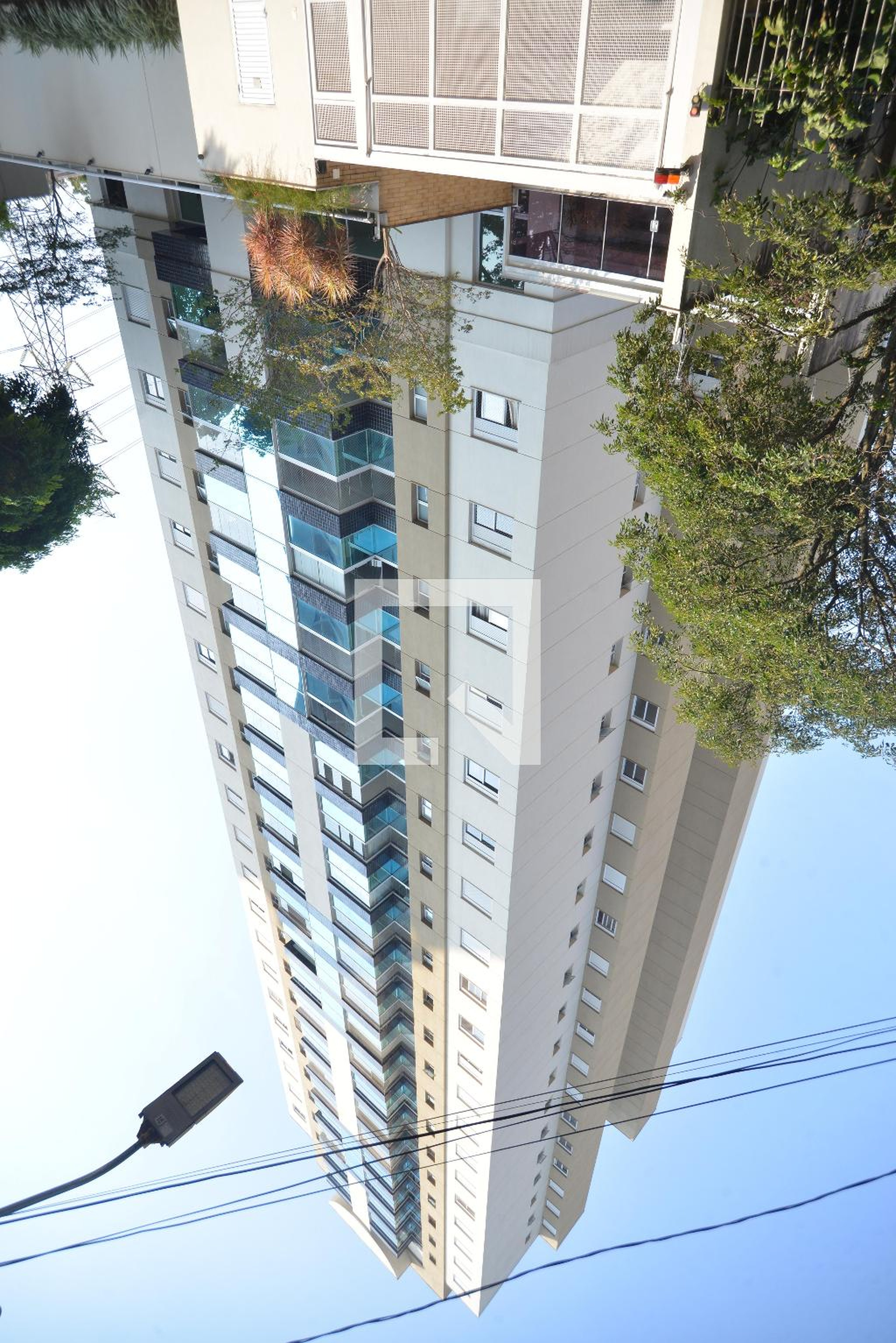 Fachada do Prédio Condomínio El Shaday