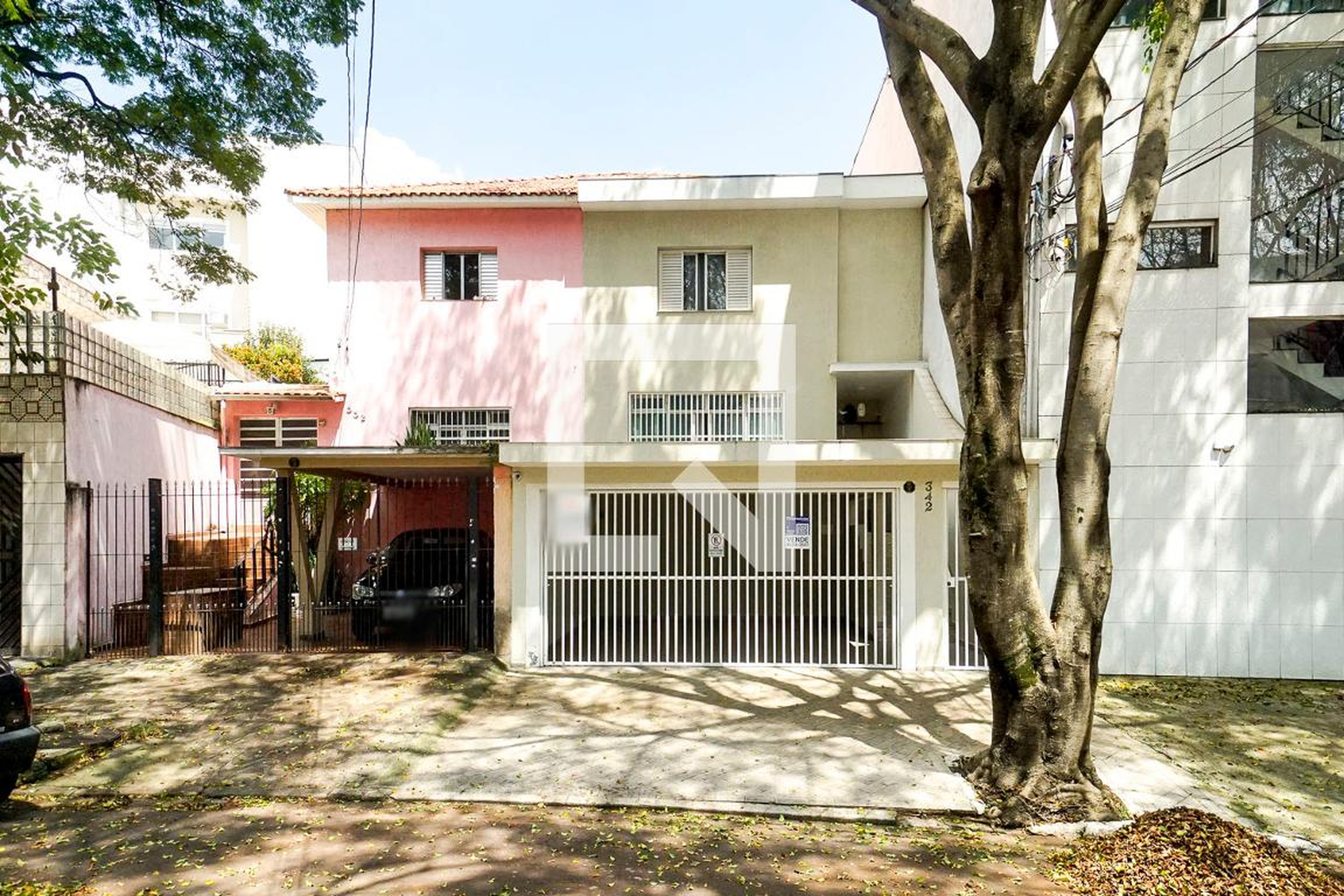 Fachada Condomínio em Rua Santa Lúcia, 342