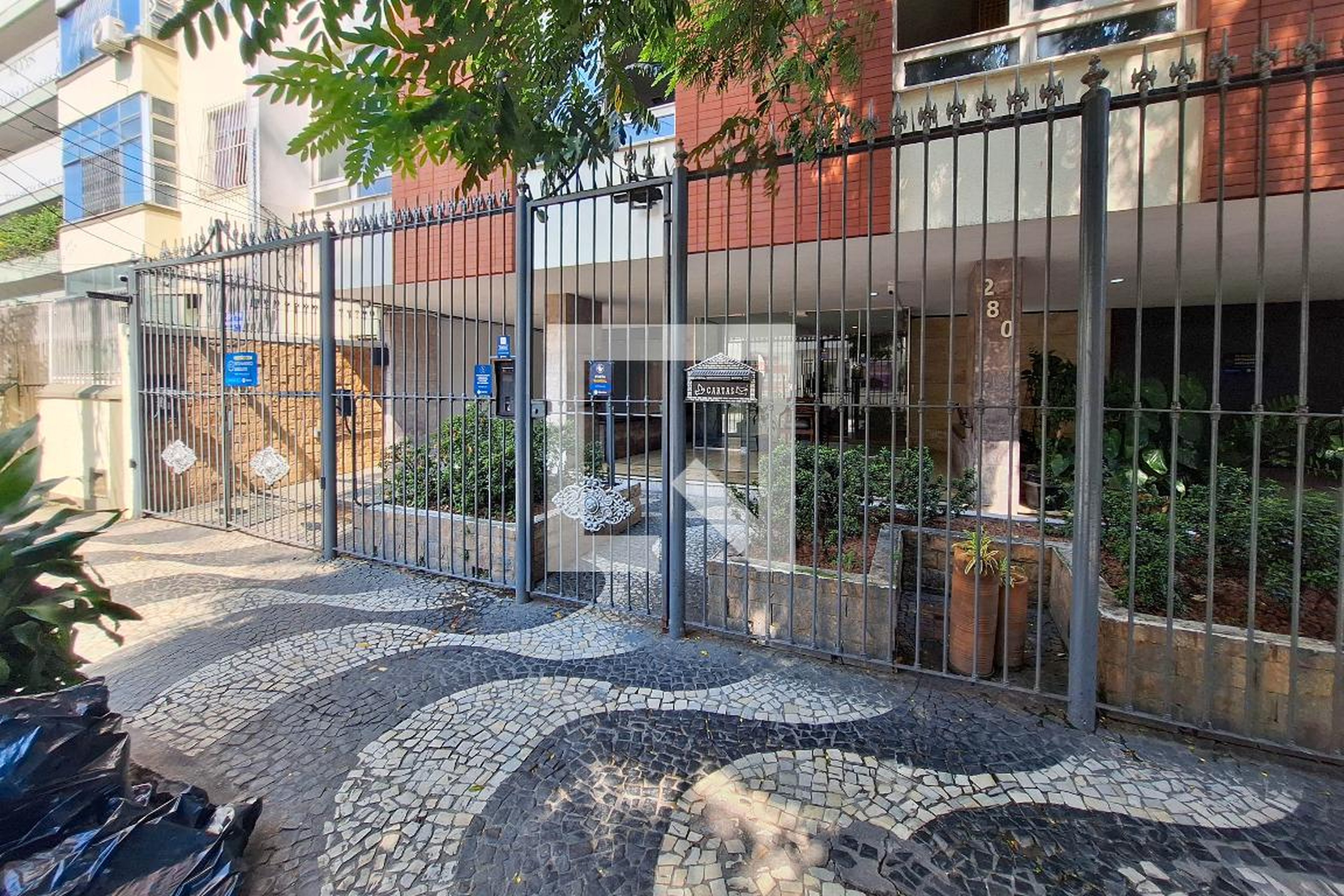 Fachada Condomínio André Luiz