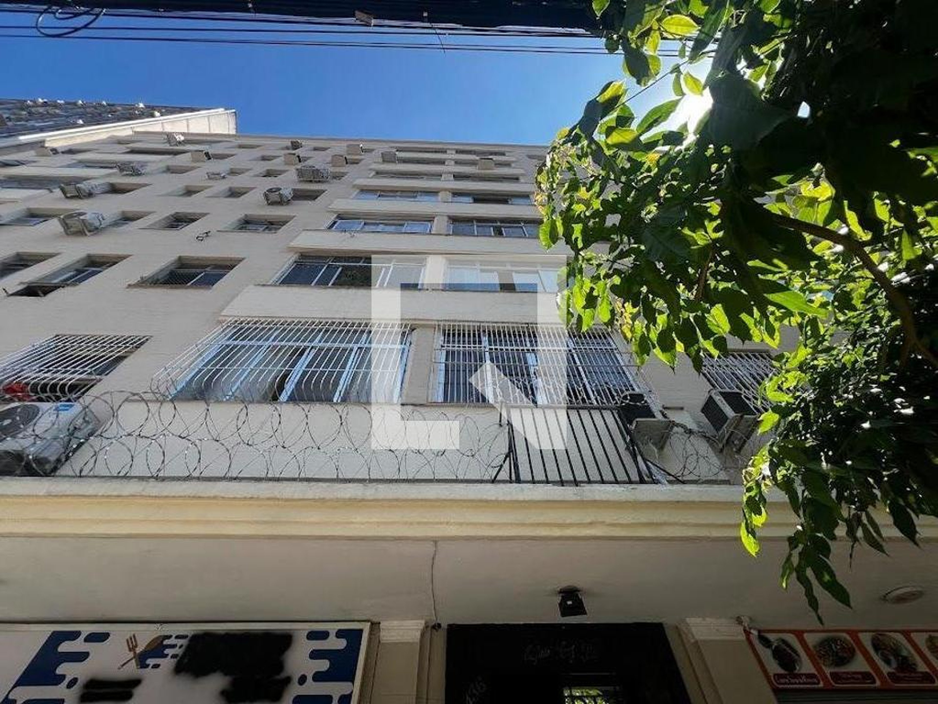 Fachada Condomínio Saens Pena
