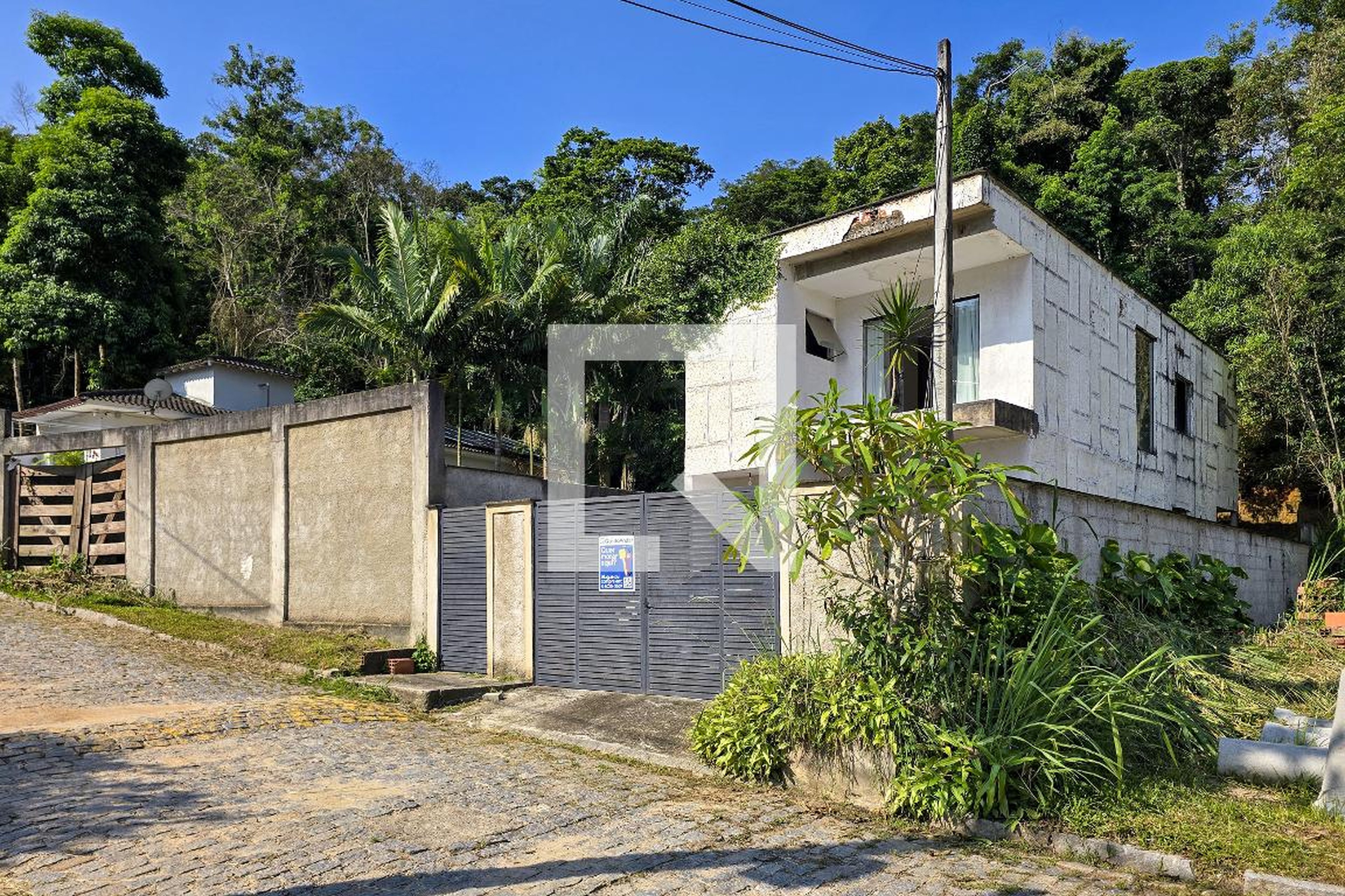 Fachada Residencial Alferes Tiradentes