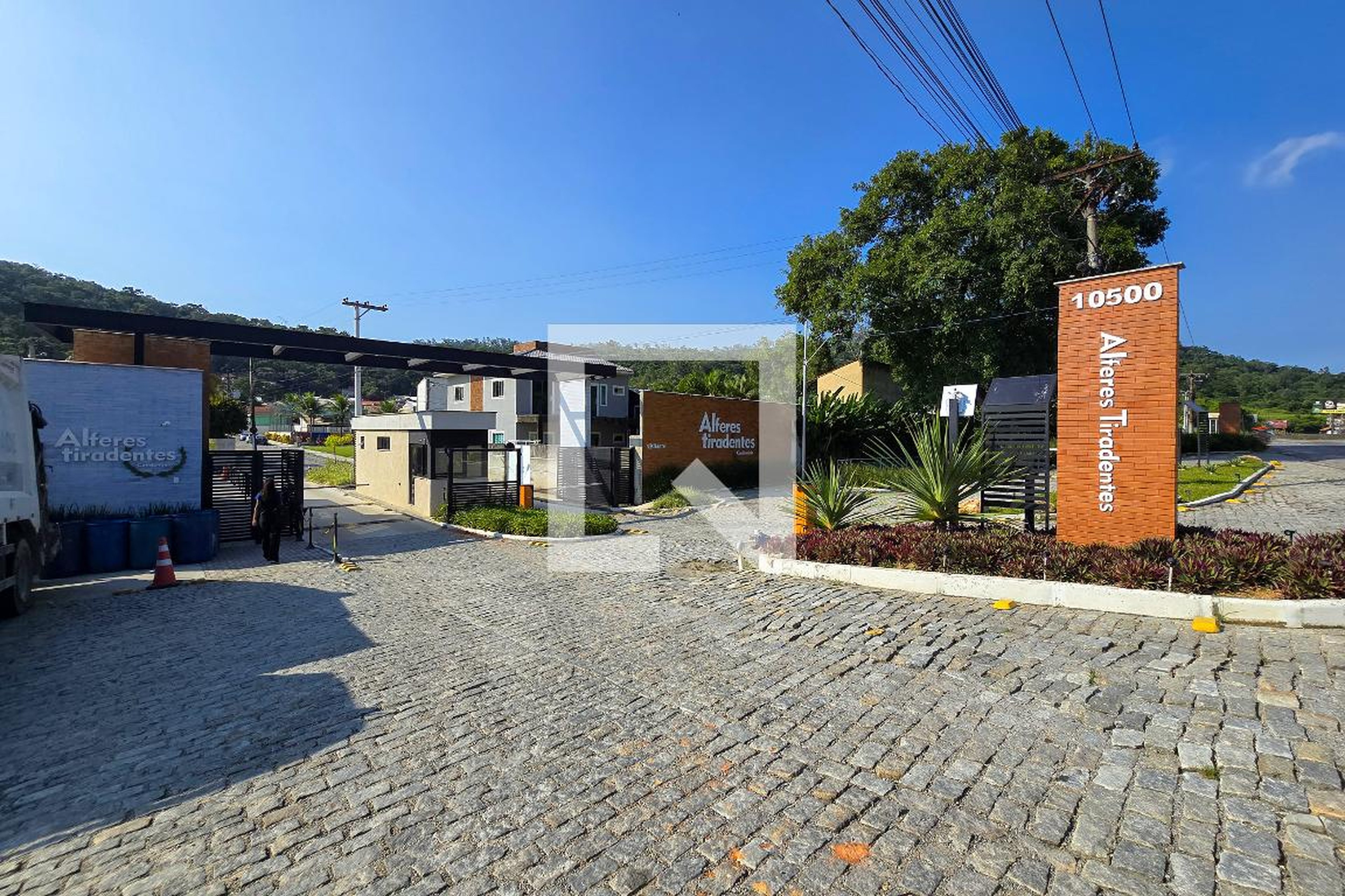 Fachada do condomínio Residencial Alferes Tiradentes