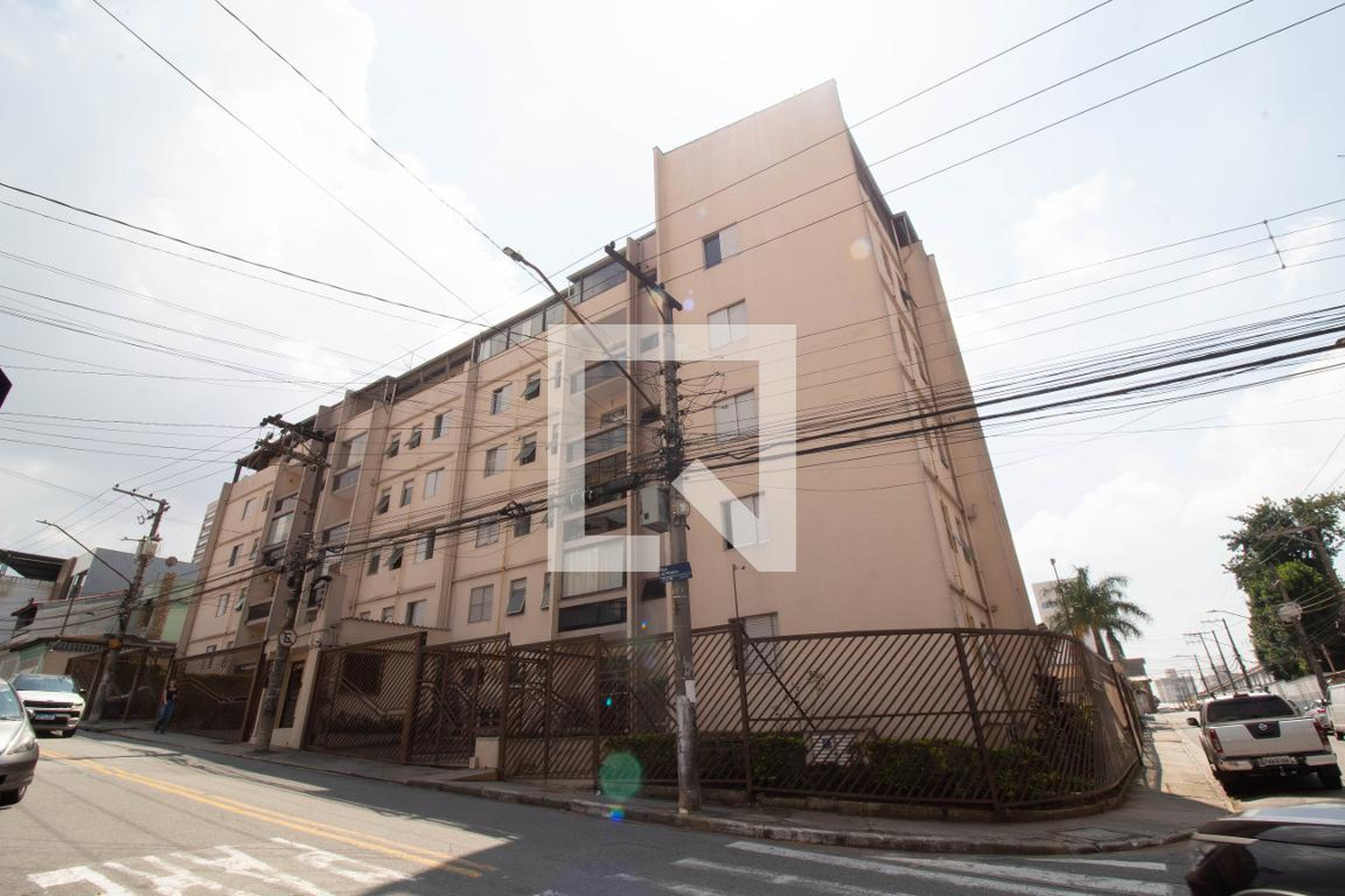Fachada do Prédio Condomínio em Rua Itaverava, 75