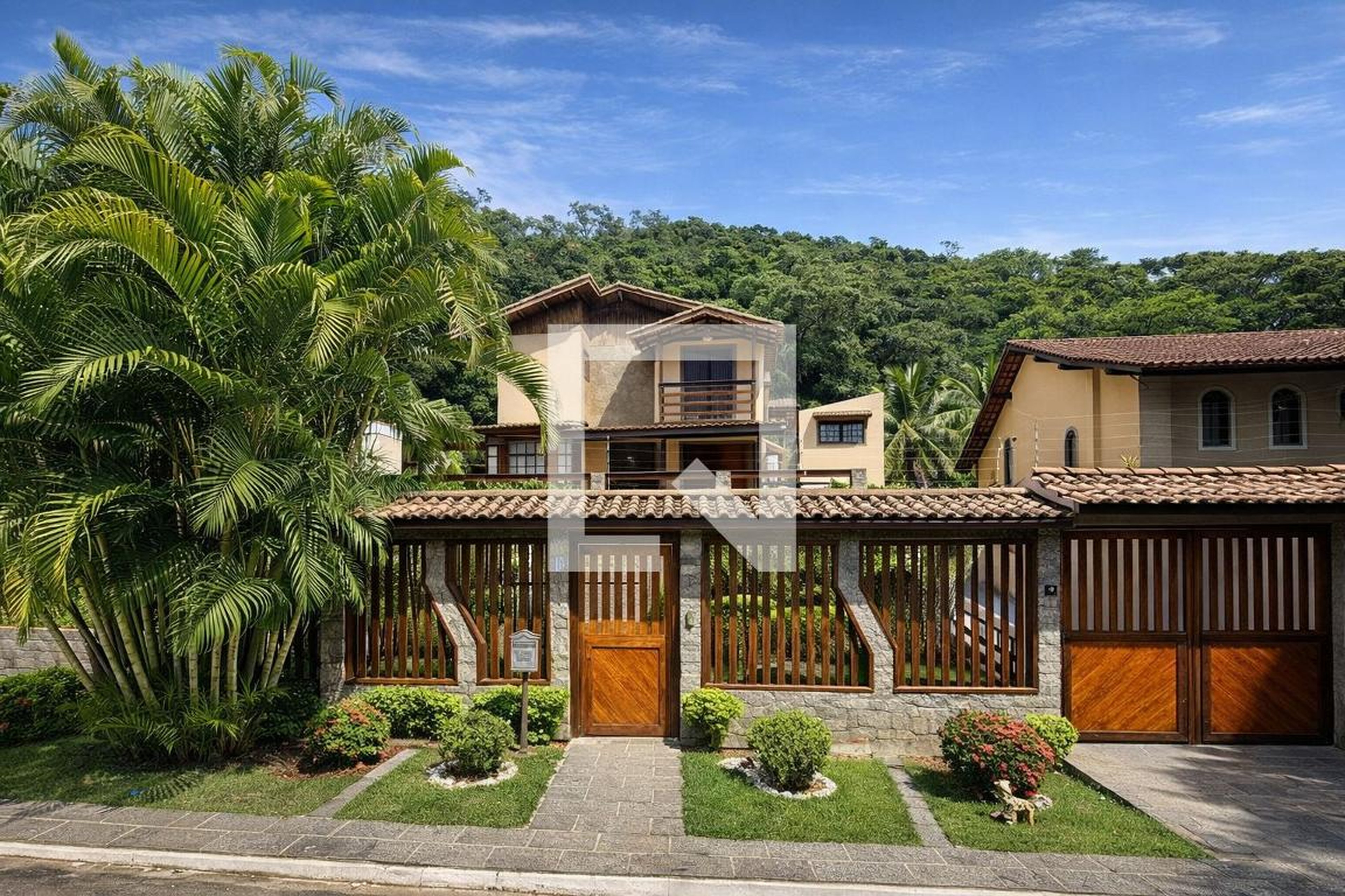 Fachada Condomínio em Rua Afonso Vasconcelos Várzea, 120