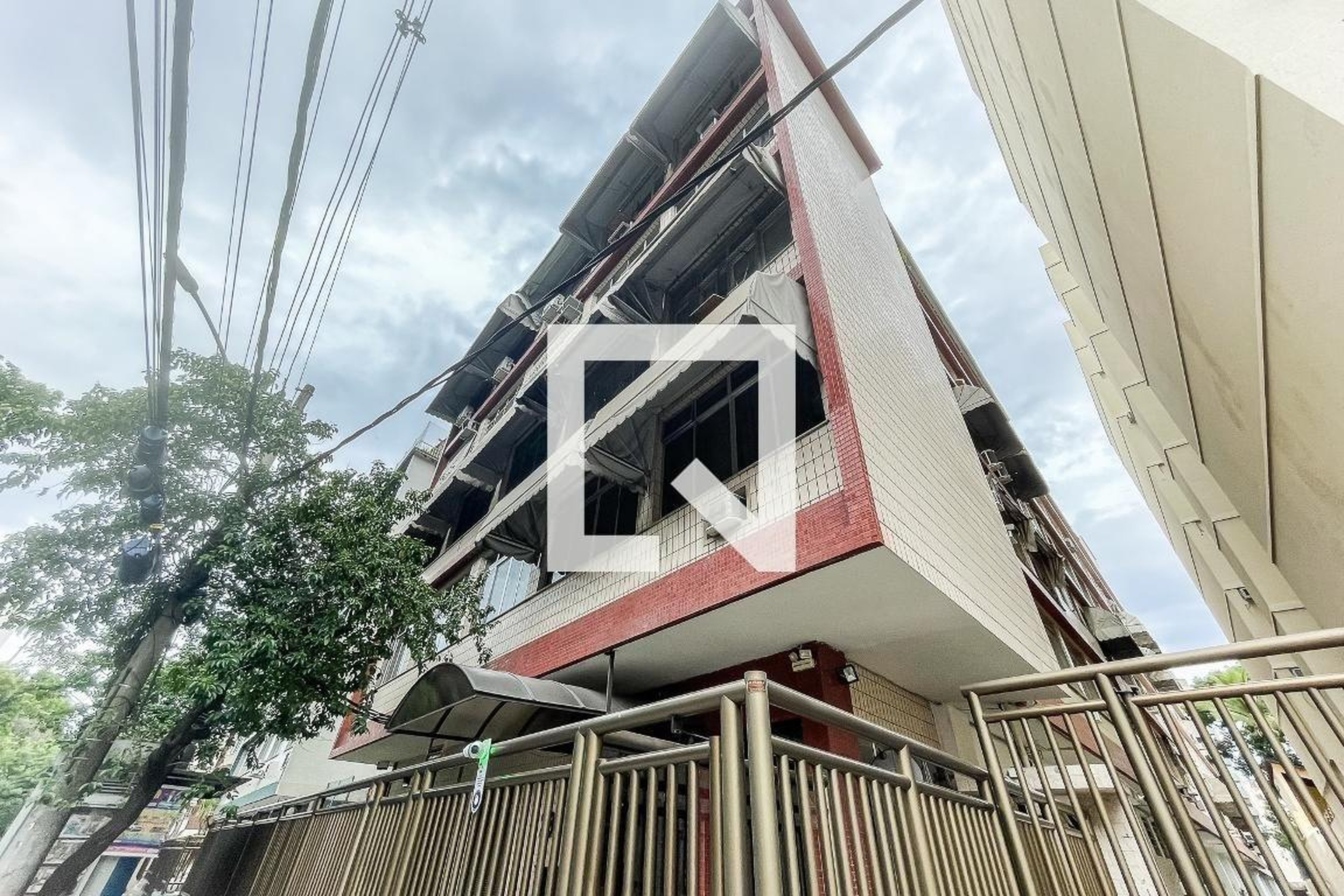 Fachada Edificio Palacio Lumiere