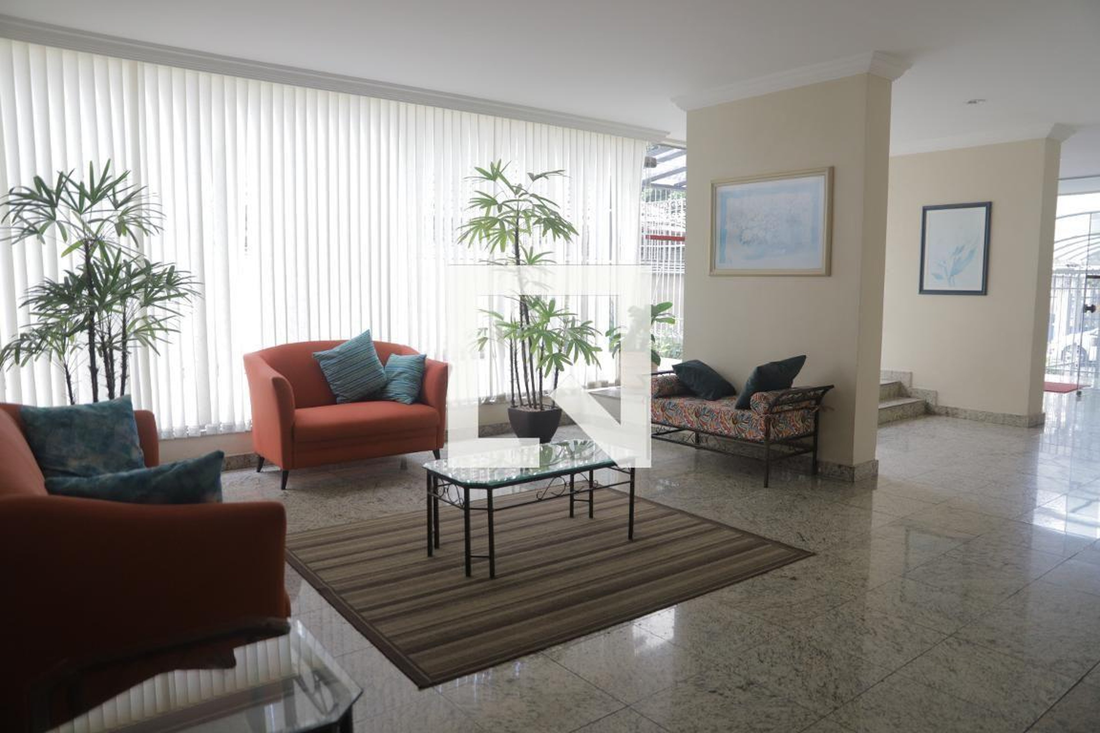 Hall - Miami