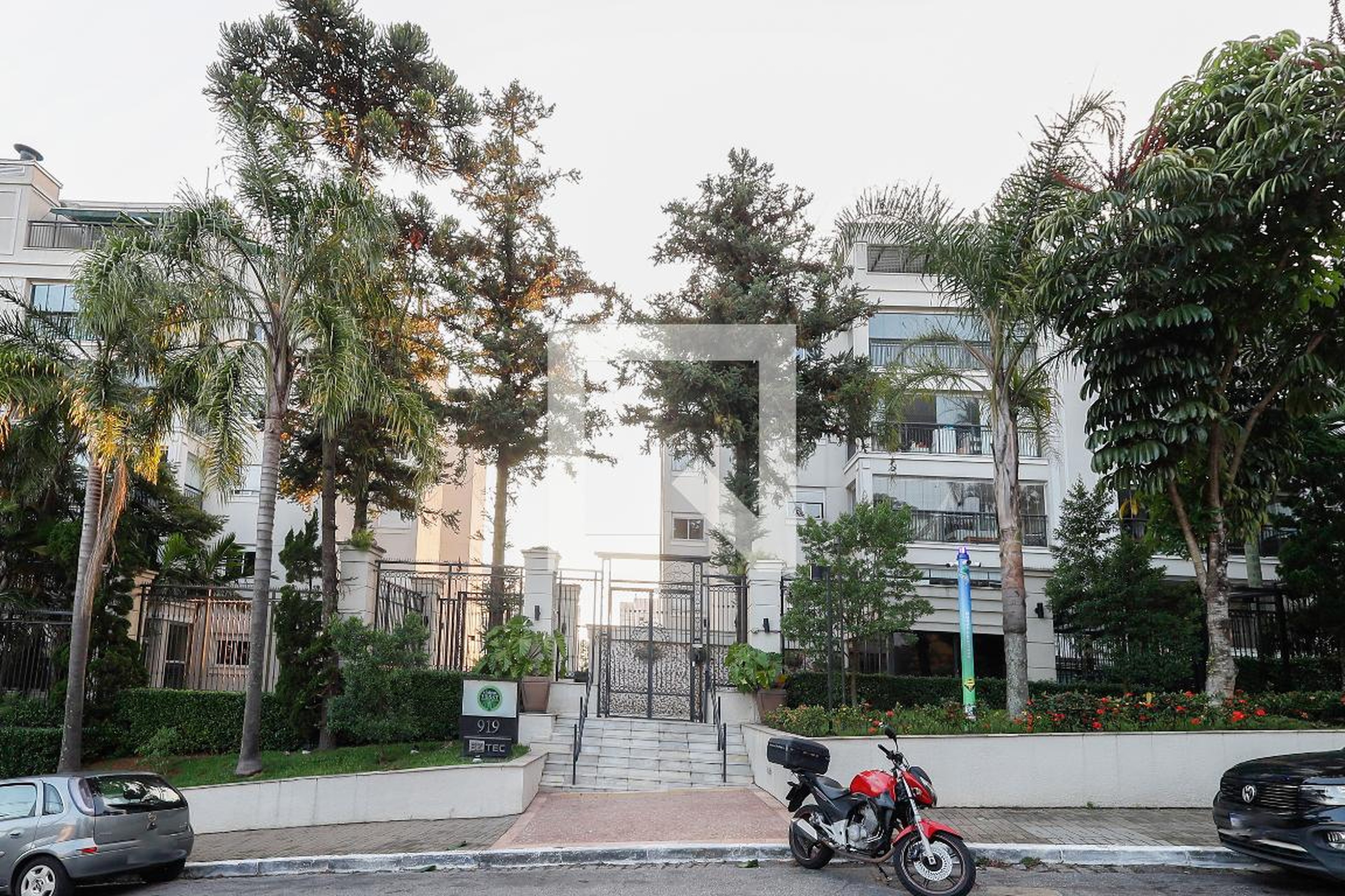 Fachada Condomínio Chateau Monet