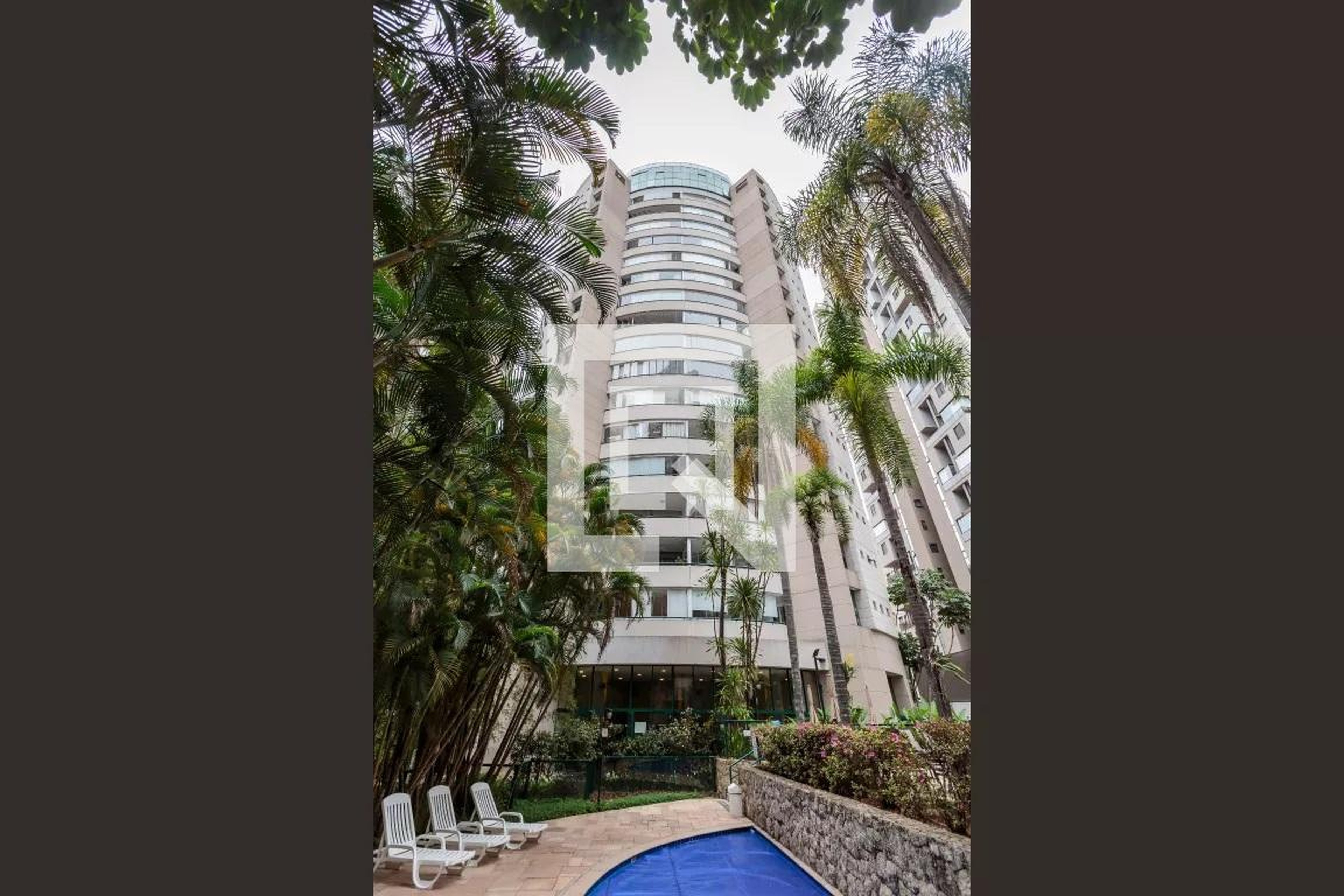 Fachada Condomínio ominium Club Ibirapuera