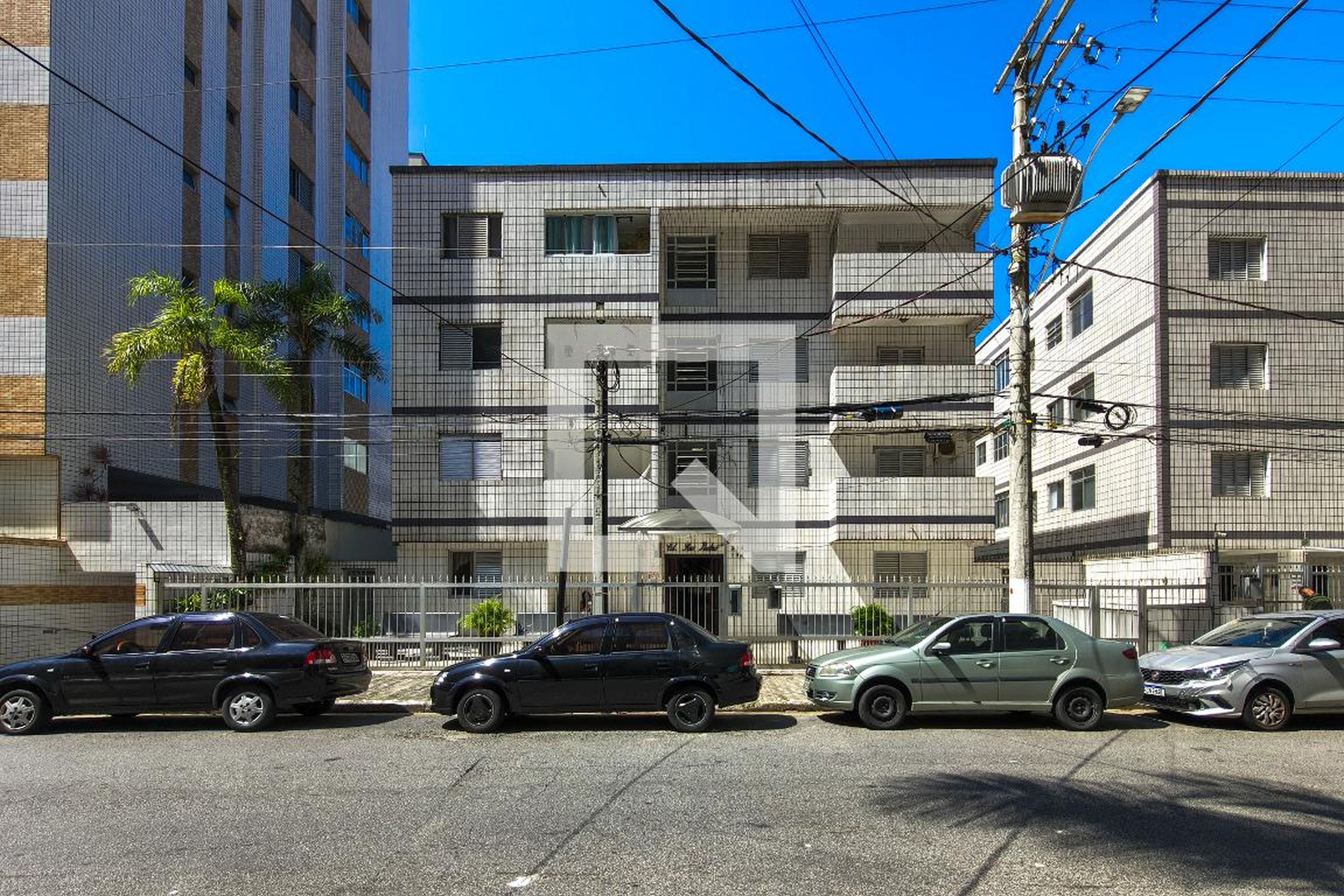 Fachada Condomínio em Rua José da Silva Machado, 194