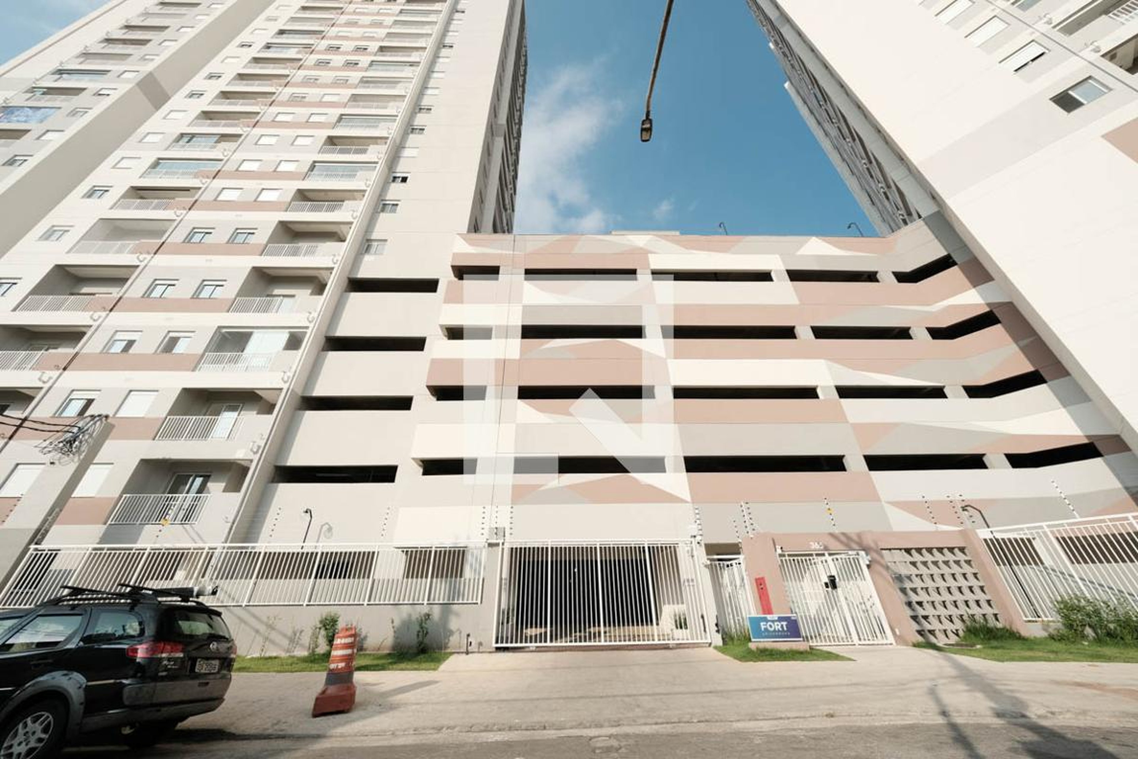 Fachada Condomínio em Rua Iolando Ribeiro Boaventura, 365